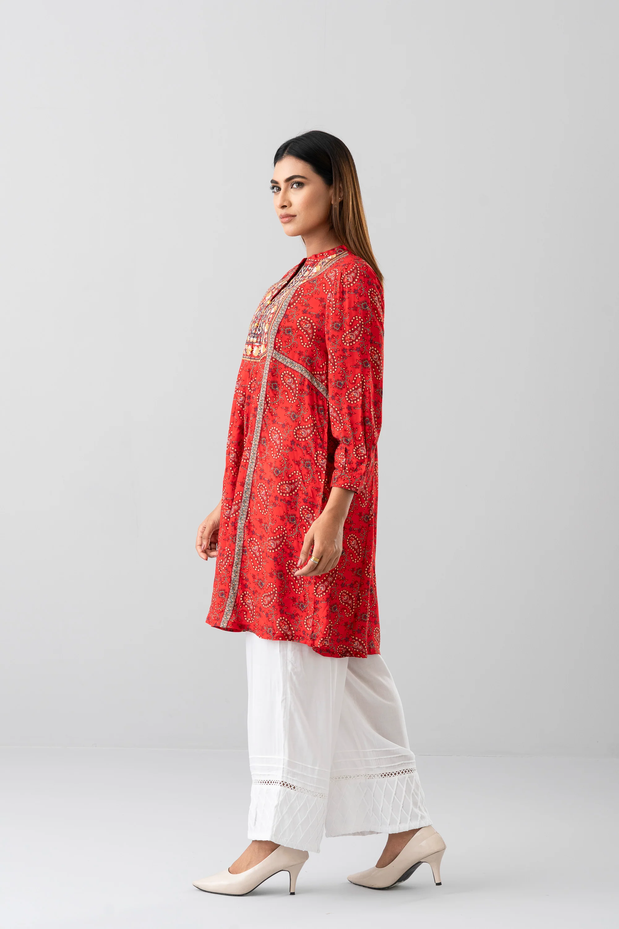 Smart Fit Embroidered Viscose Ethnic Kurti - Image 3