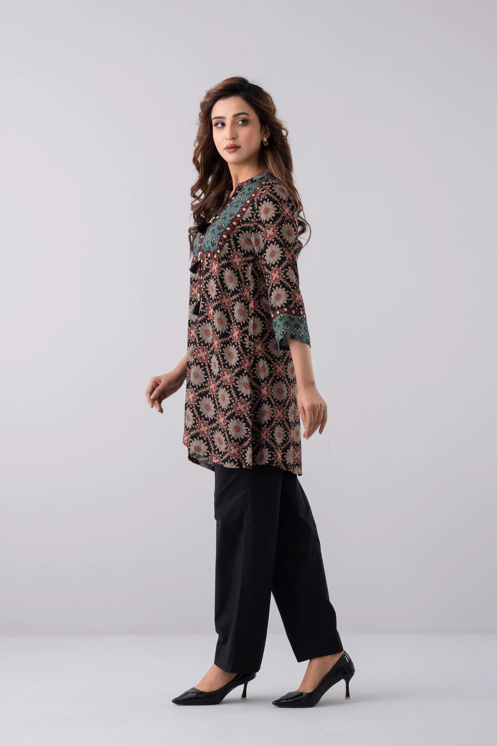 Smart Fit Printed Ethnic Kurti - Image 9