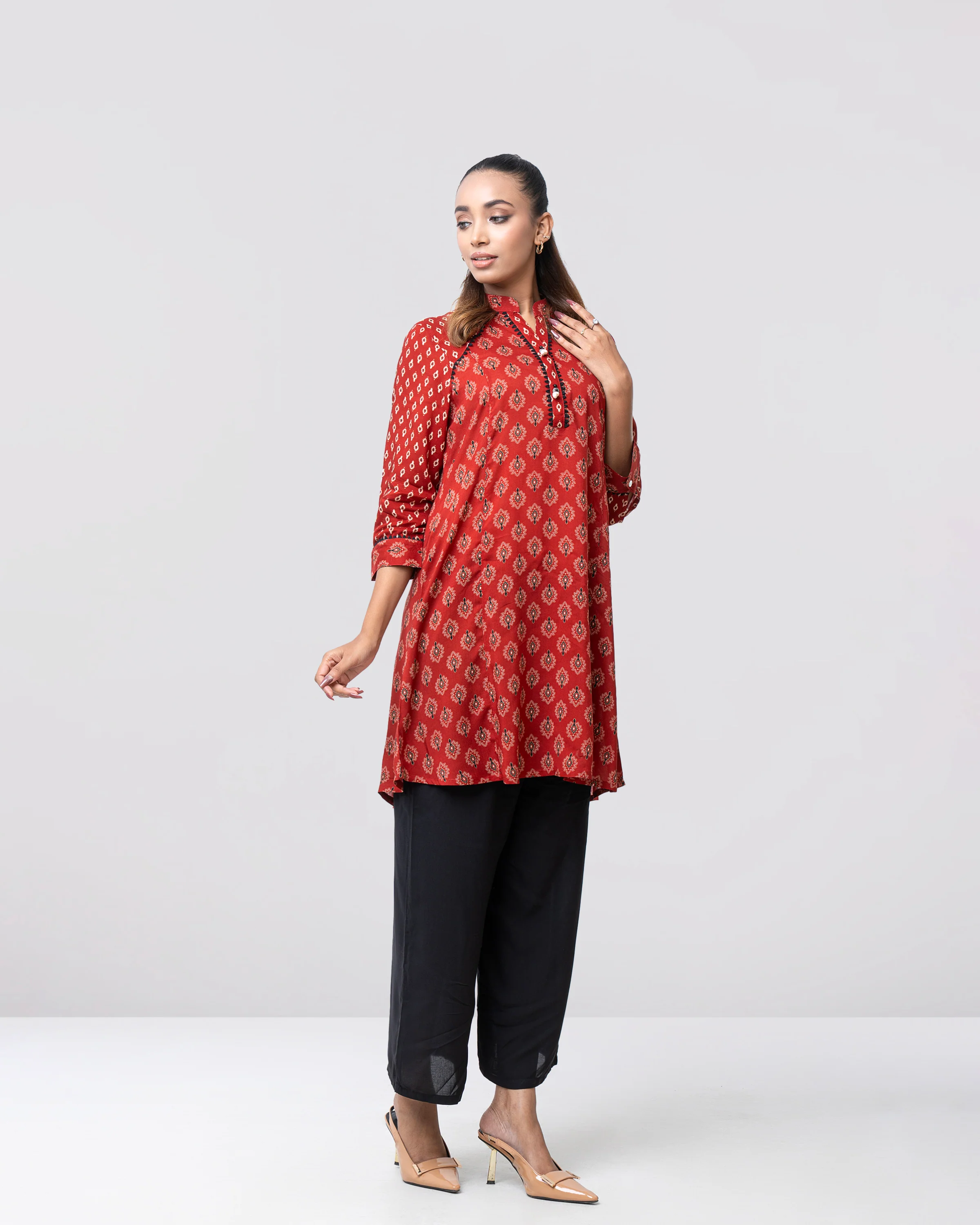 Smart Fit Printed Viscose Ethnic Kurti - Image 3