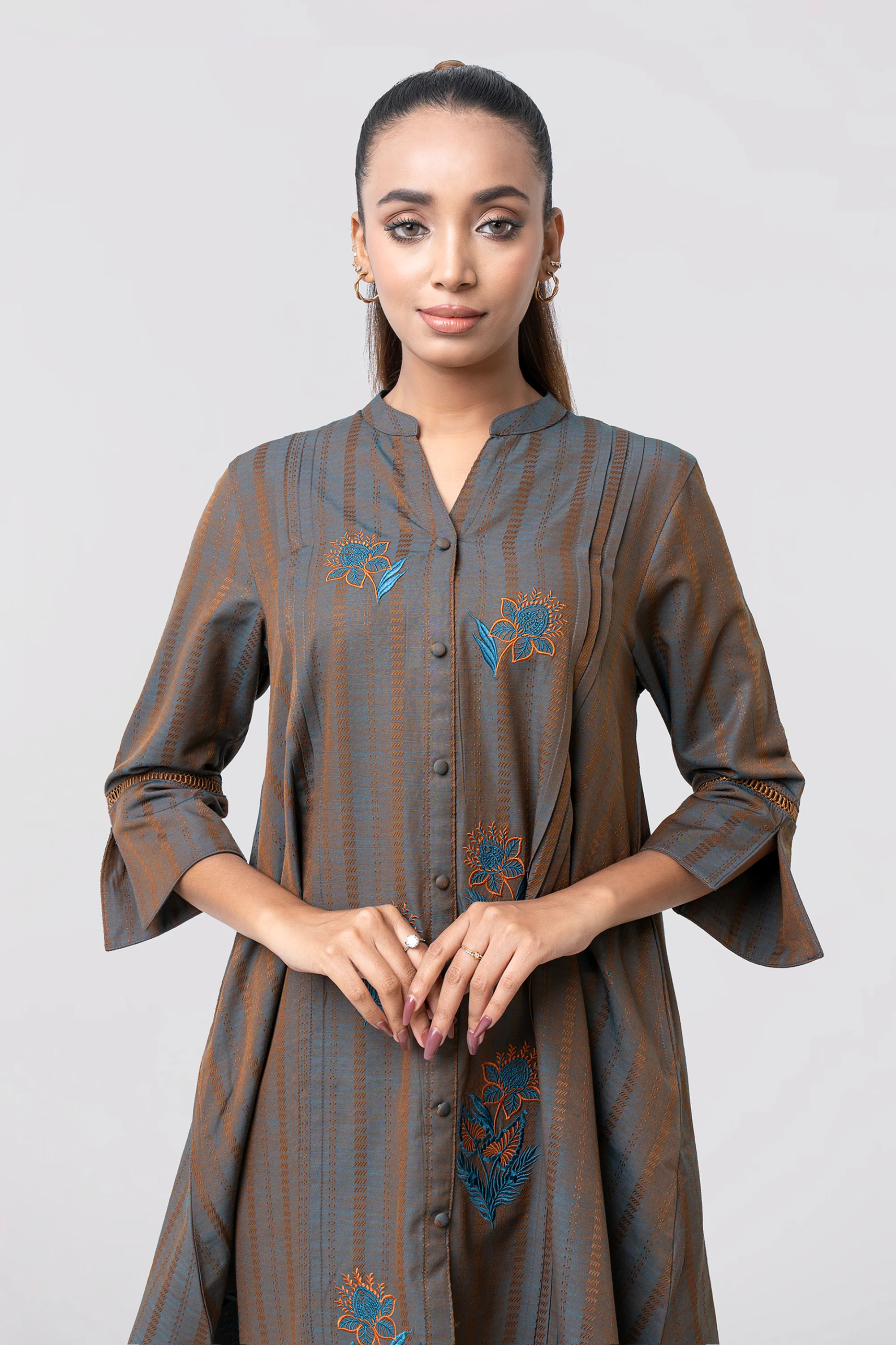 Smart Fit Embroidered Ethnic Kurti - Image 4