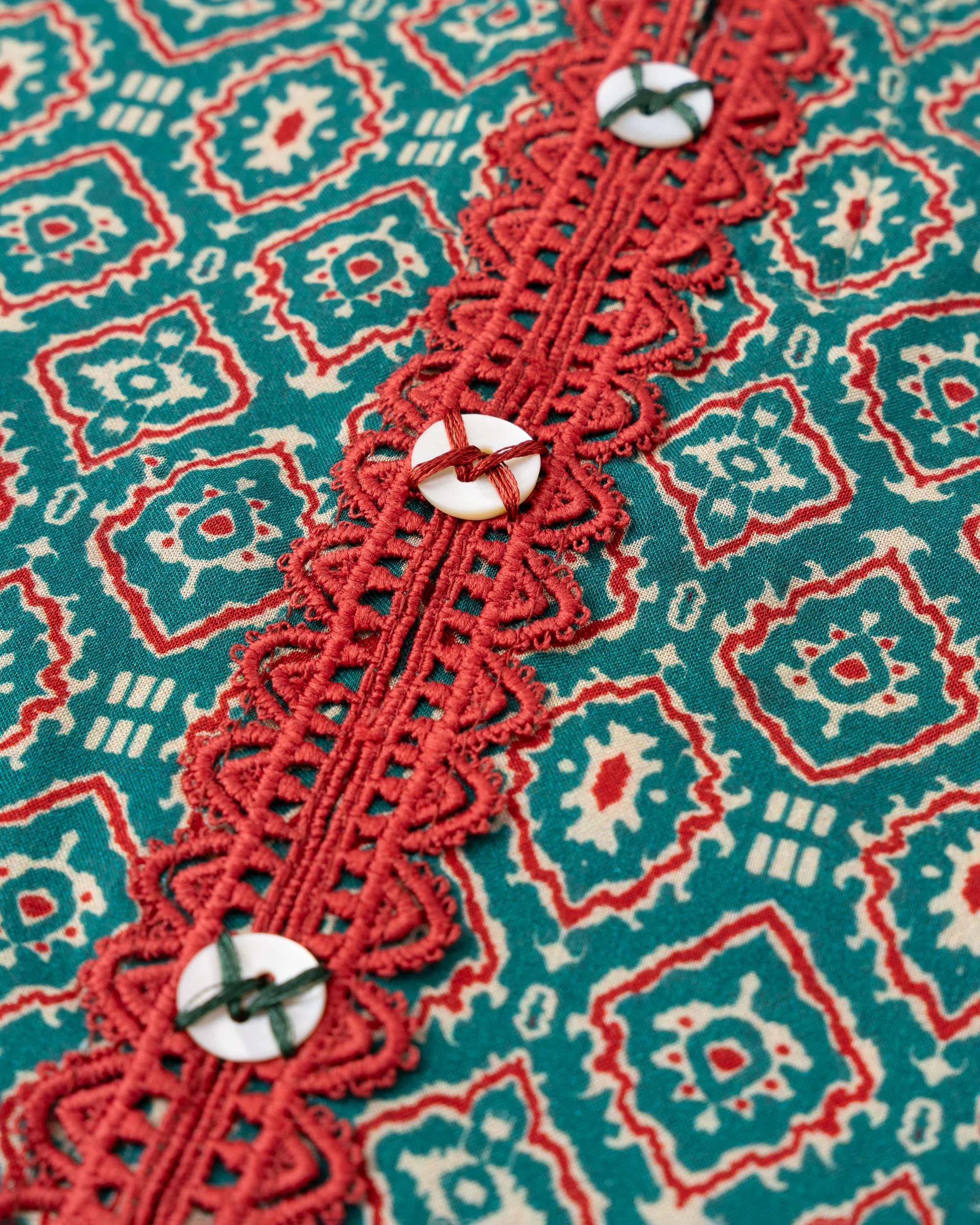 Relaxed Fit All-Over Printed Ethnic Kurti - Image 13