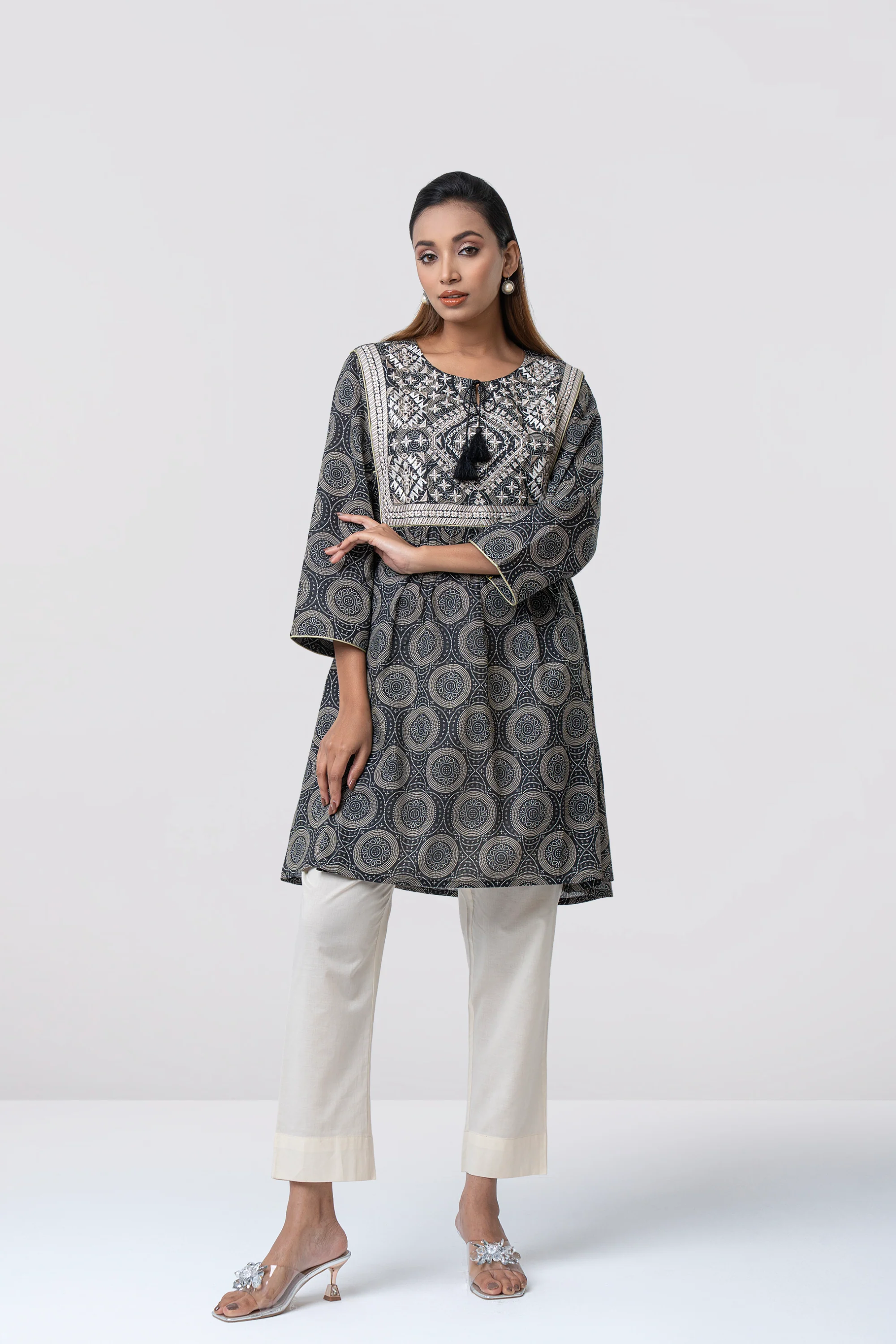 Relaxed Fit Printed Ethnic Kurti - Image 4