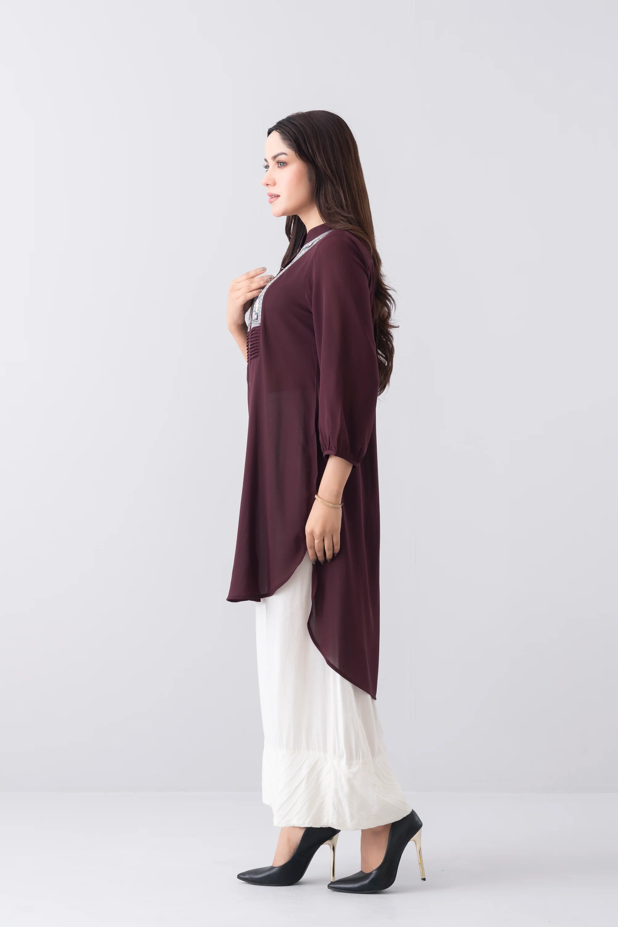 Smart Fit Embroidered Ethnic Kurti - Image 10