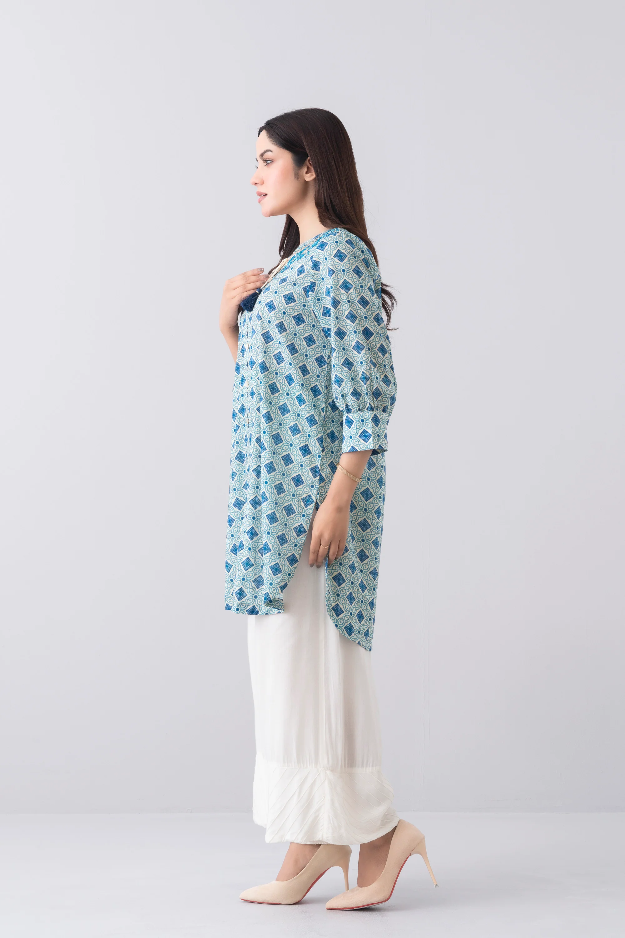Smart Fit Embroidered Ethnic Kurti - Image 3