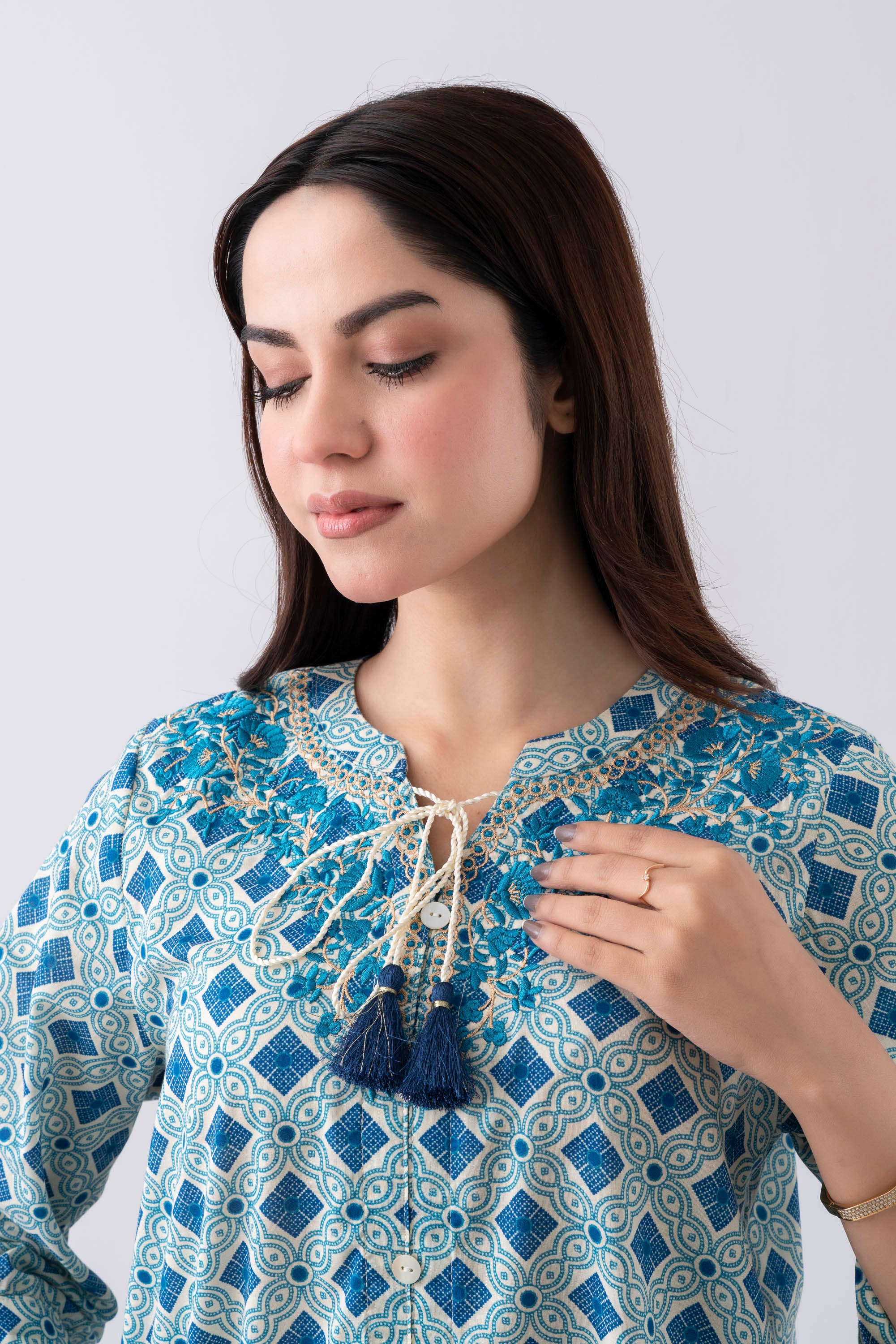 Smart Fit Embroidered Ethnic Kurti - Image 5