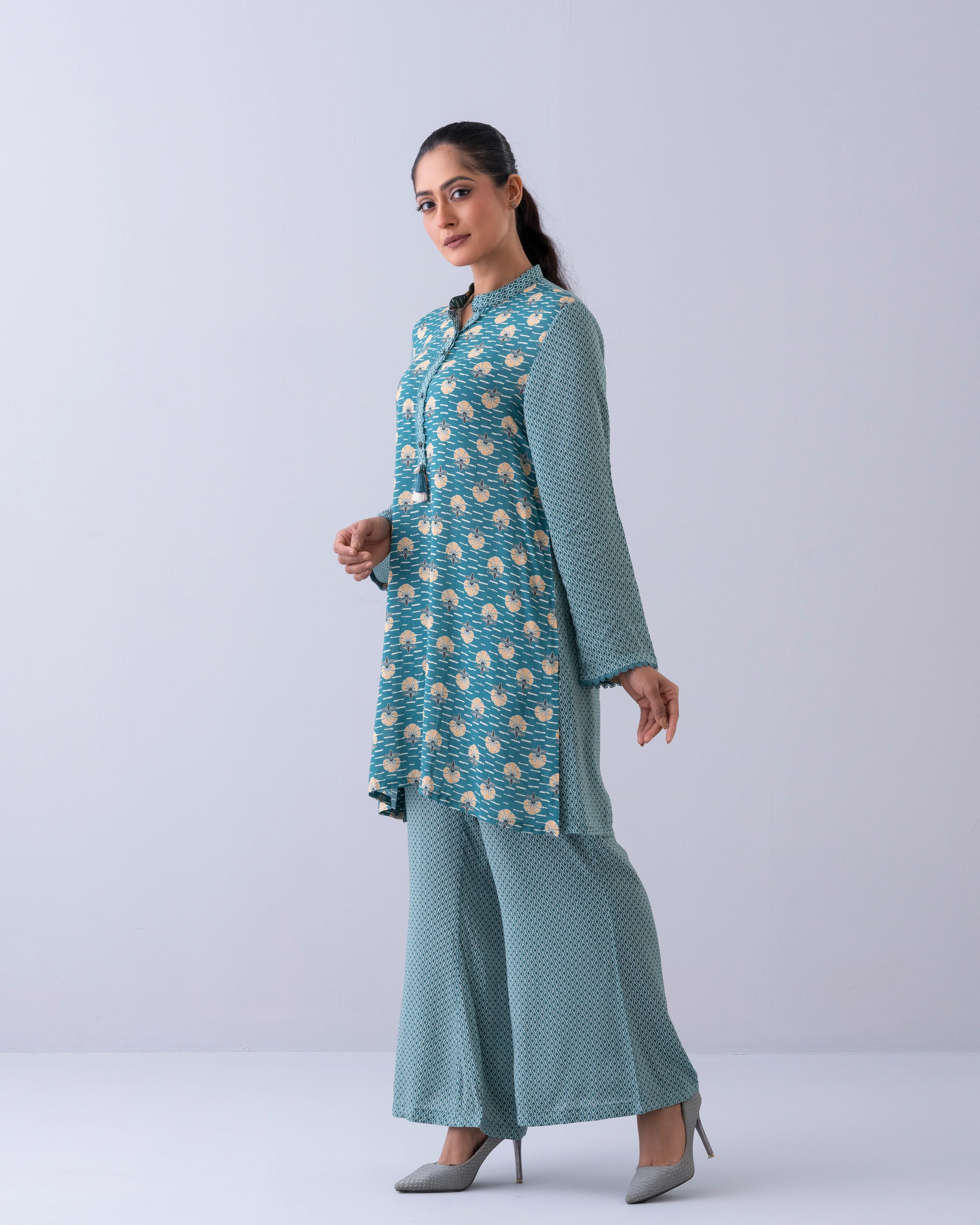 Smart Fit Allover Printed Ethnic Kurti - Image 4