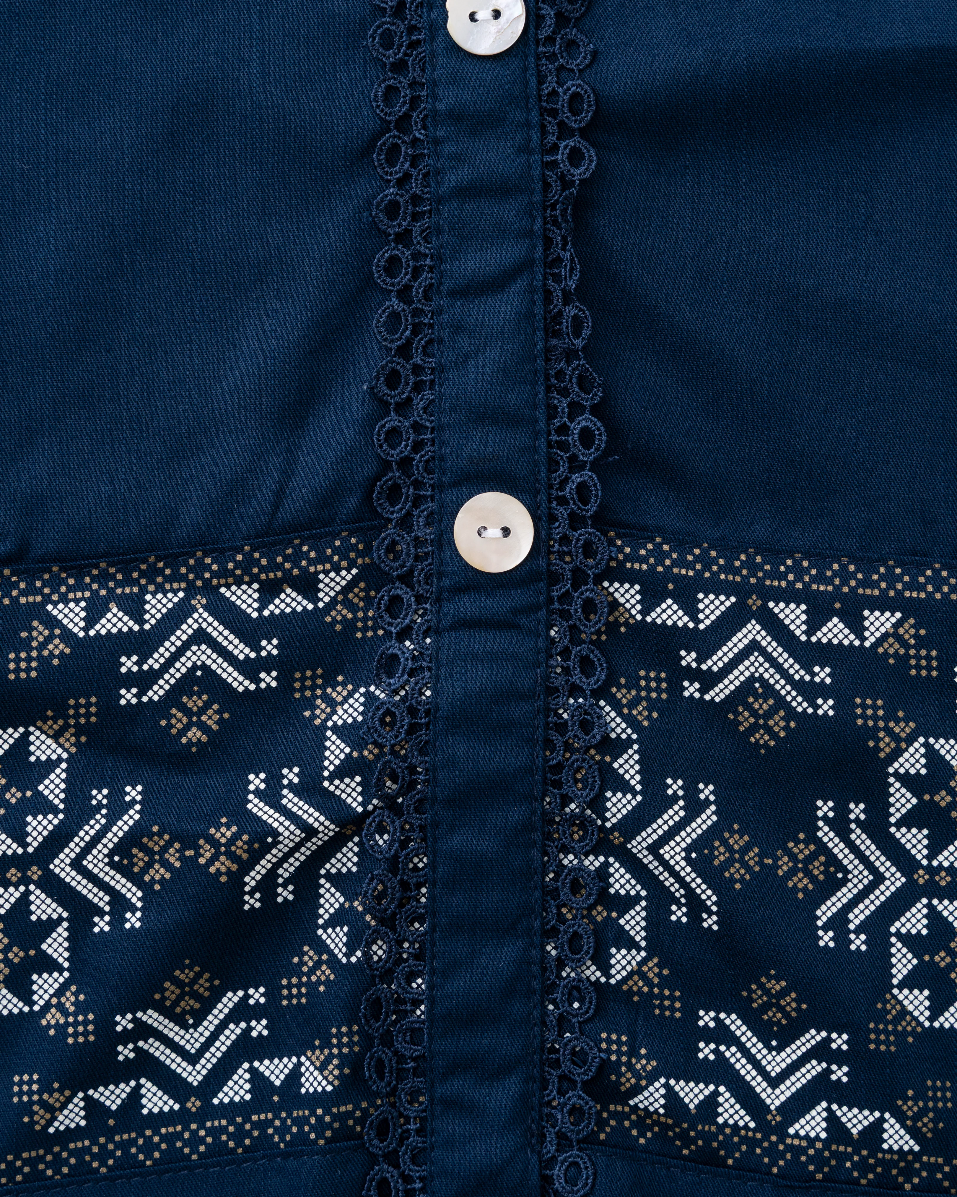 Relaxed Fit Embroidered Ethnic Kurti - Image 6