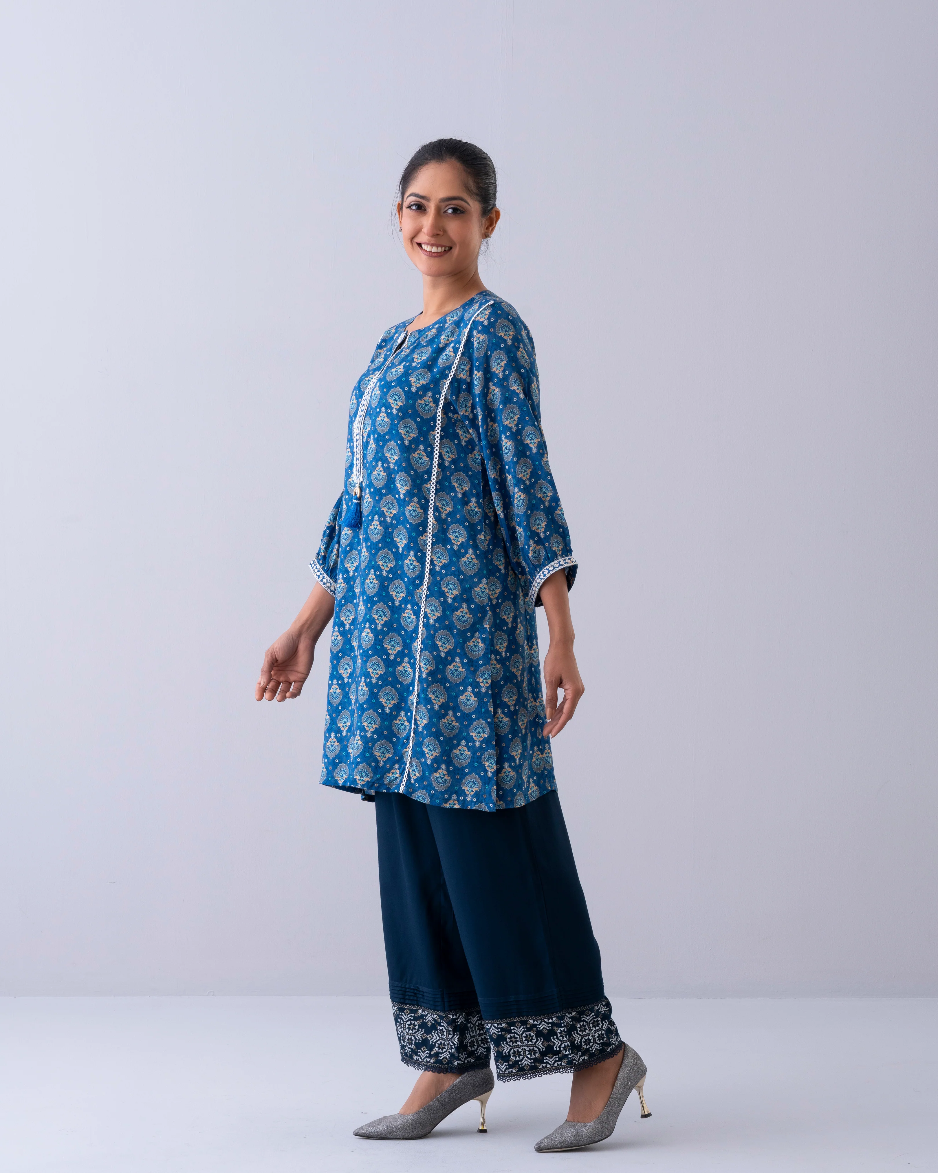 Relaxed Fit Printed Ethnic Kurti - Image 3