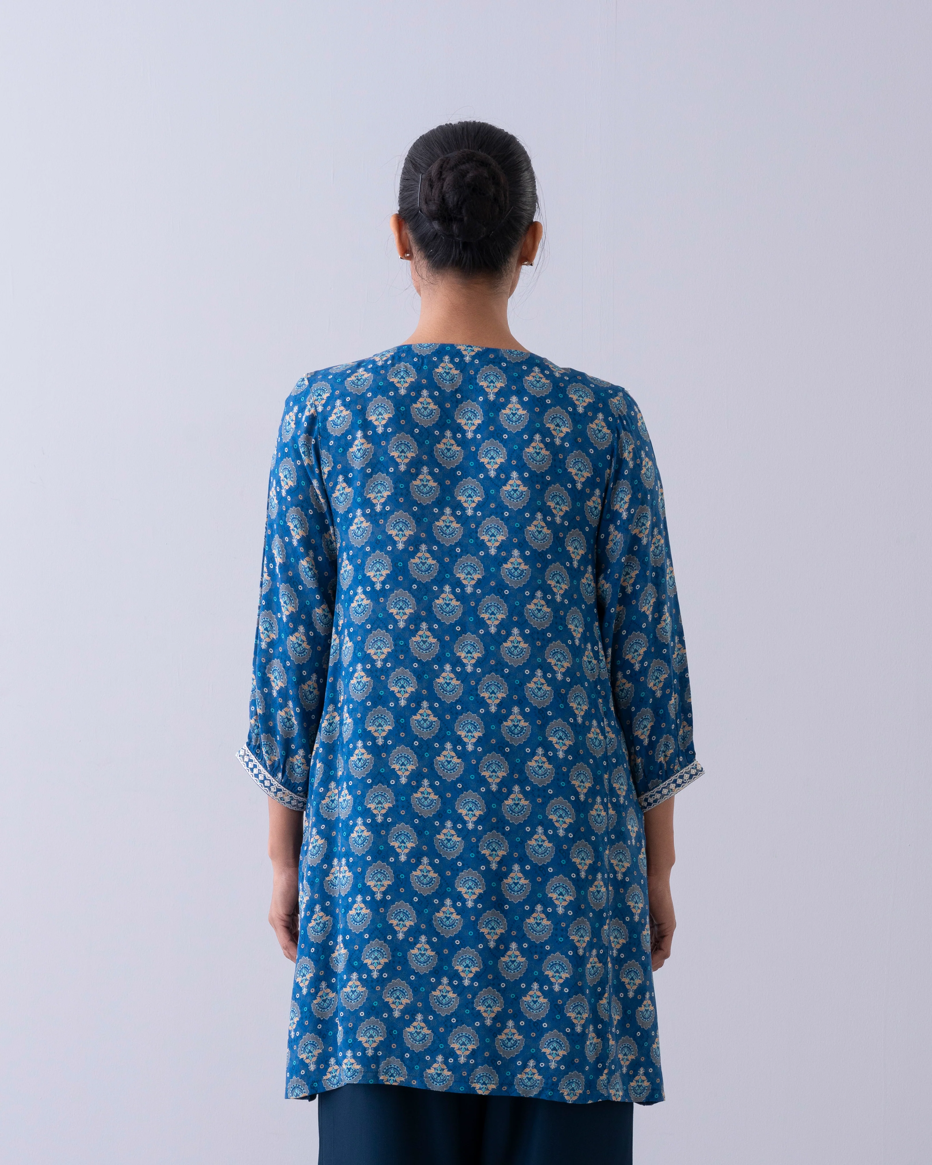 Relaxed Fit Printed Ethnic Kurti - Image 4