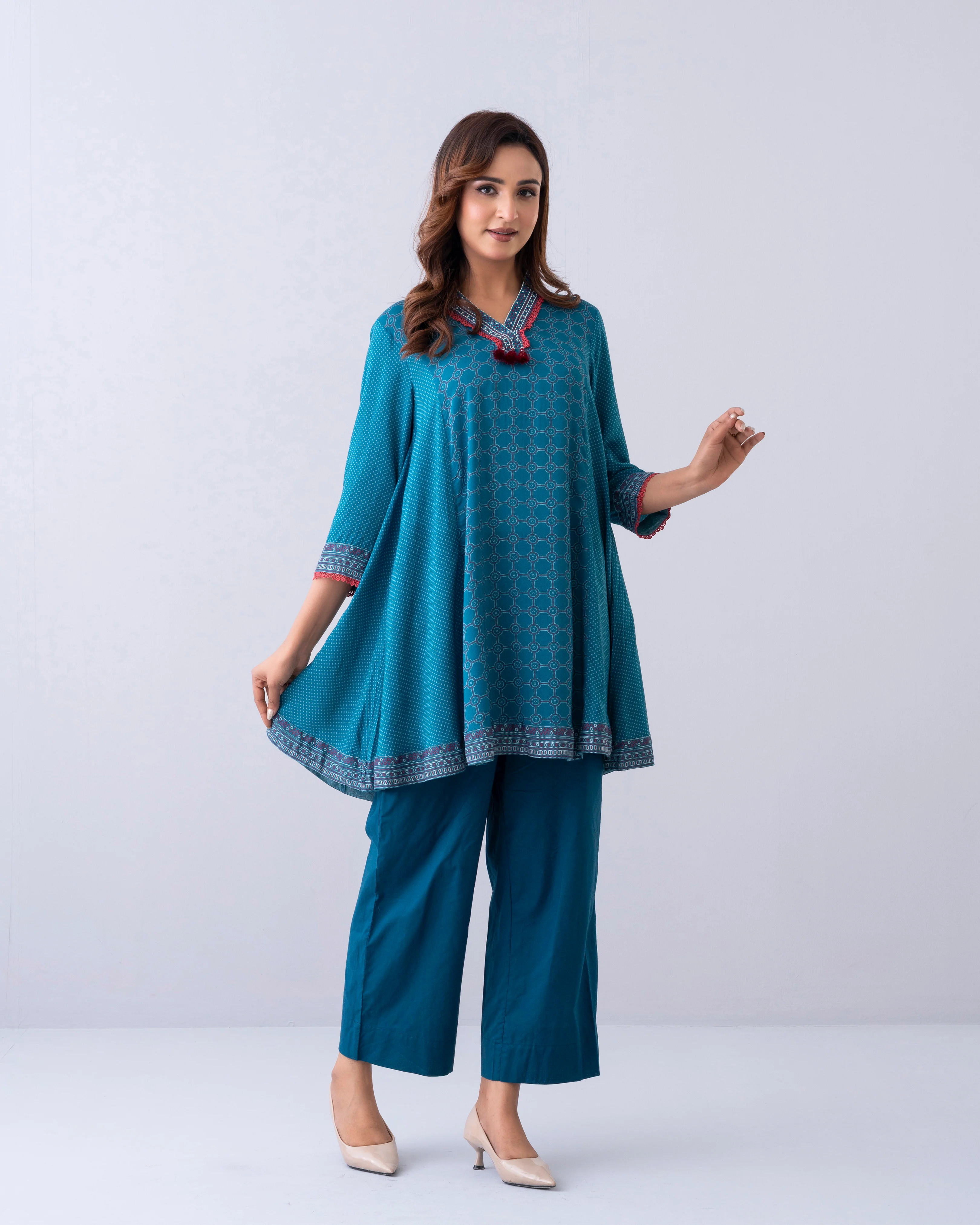 Relaxed Fit Printed Ethnic Kurti - Image 9