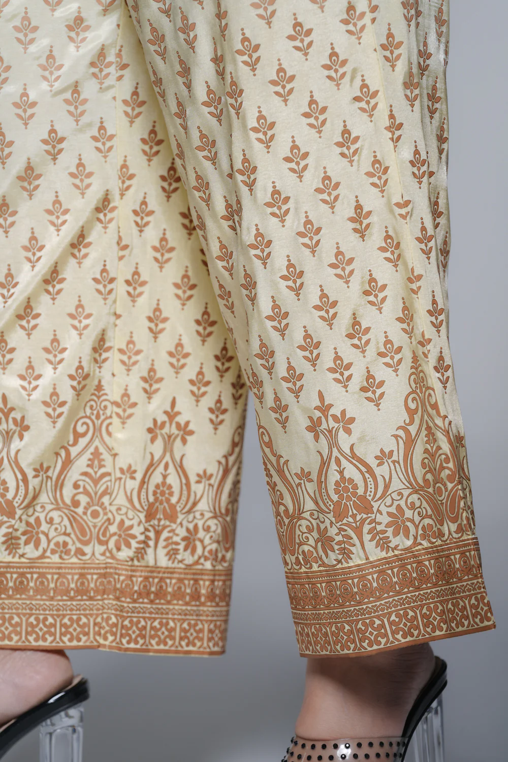 Relaxed Fit Ethnic Pants - Image 7