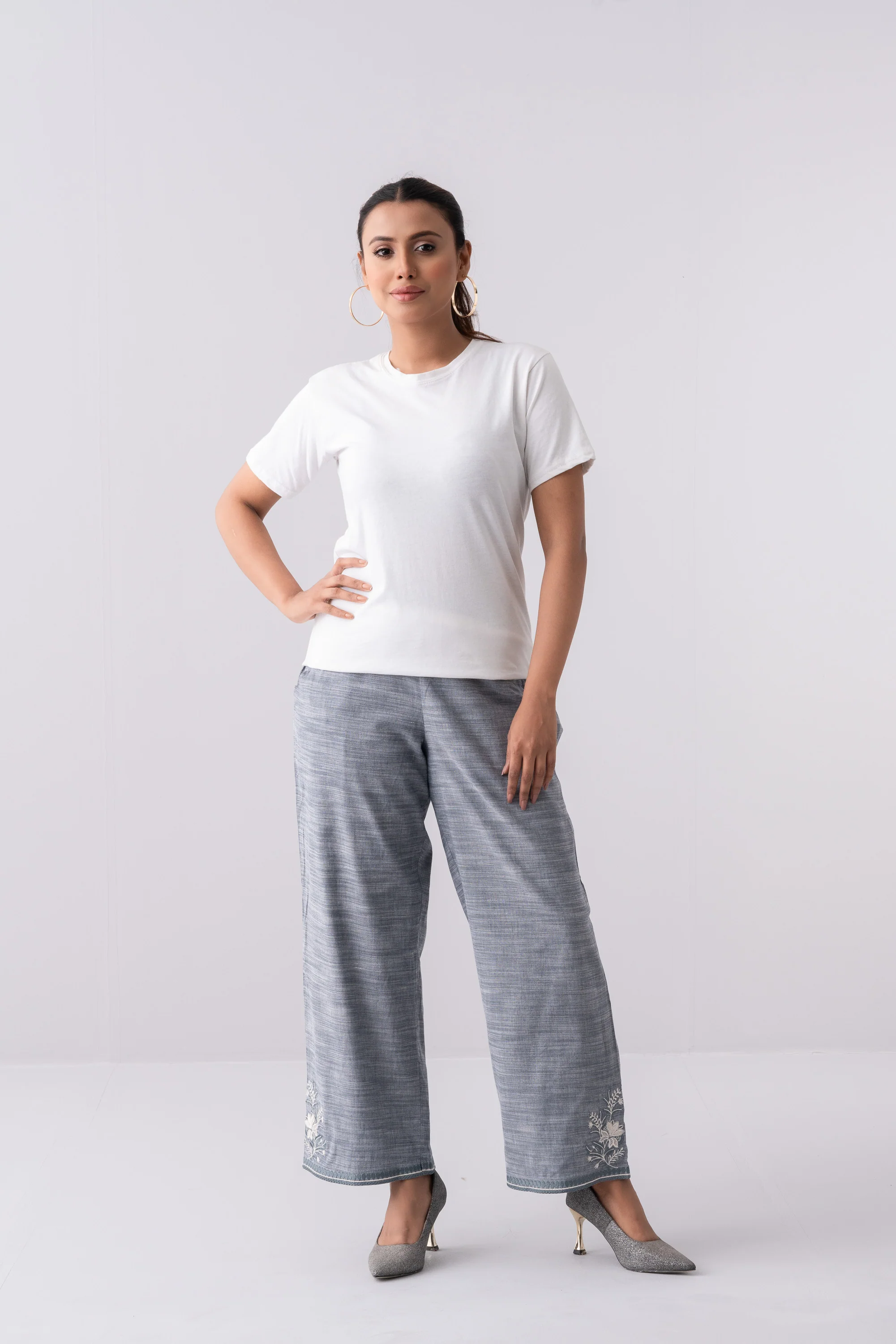 Relaxed Fit Floral Embroidered Ethnic Pants - Image 3