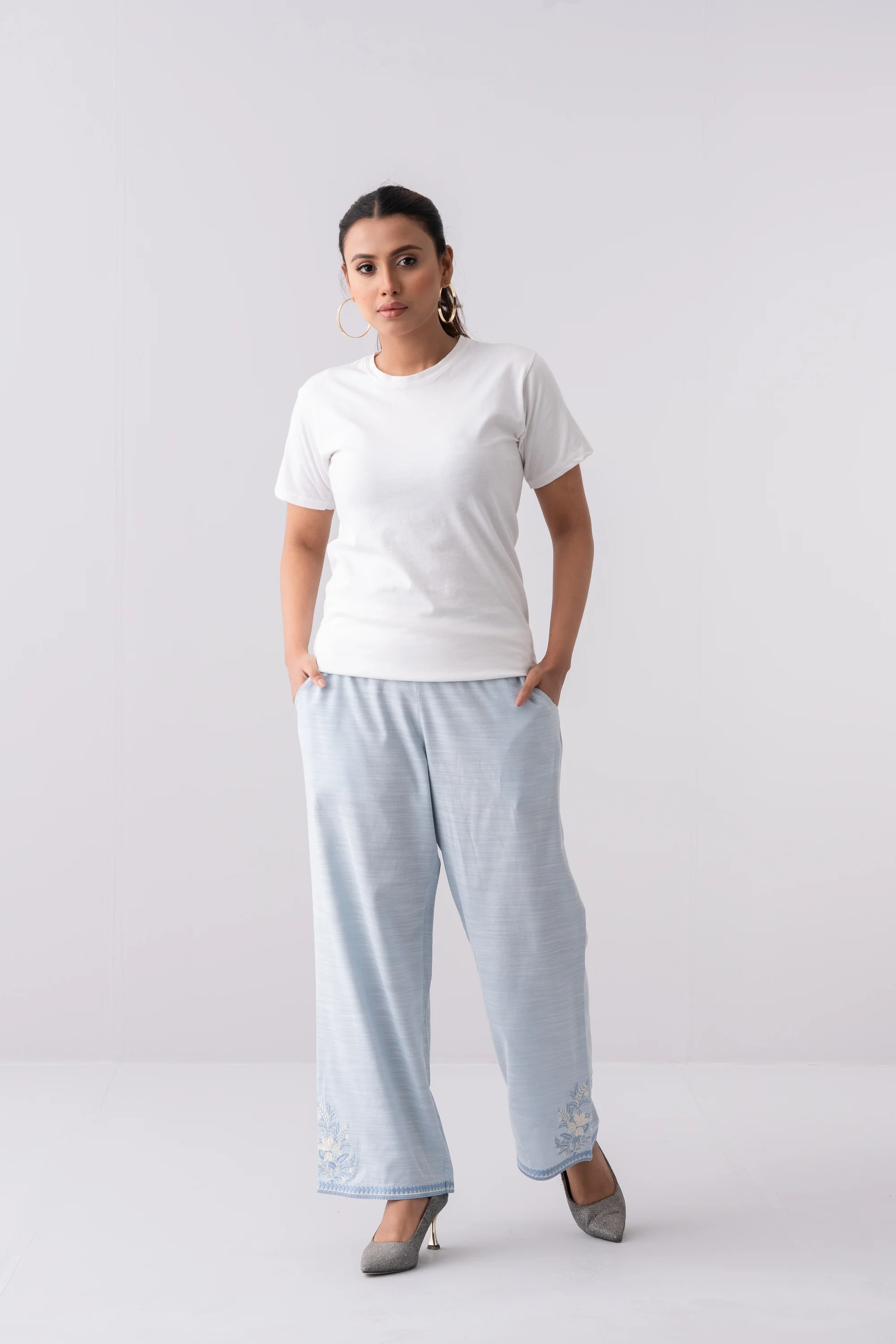 Relaxed Fit Floral Embroidered Ethnic Pants - Image 8