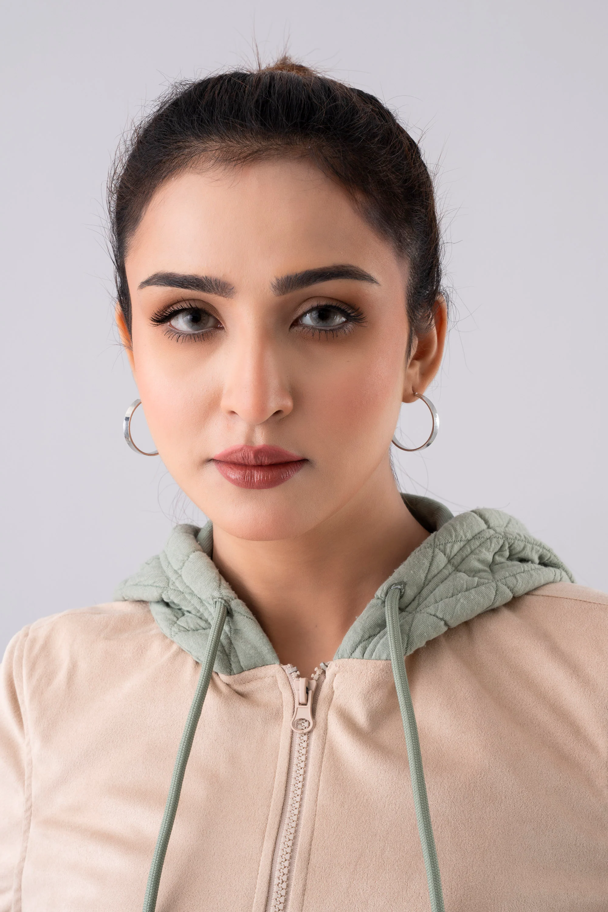 Regular Fit Semi-Quilted Hoodie - Image 5