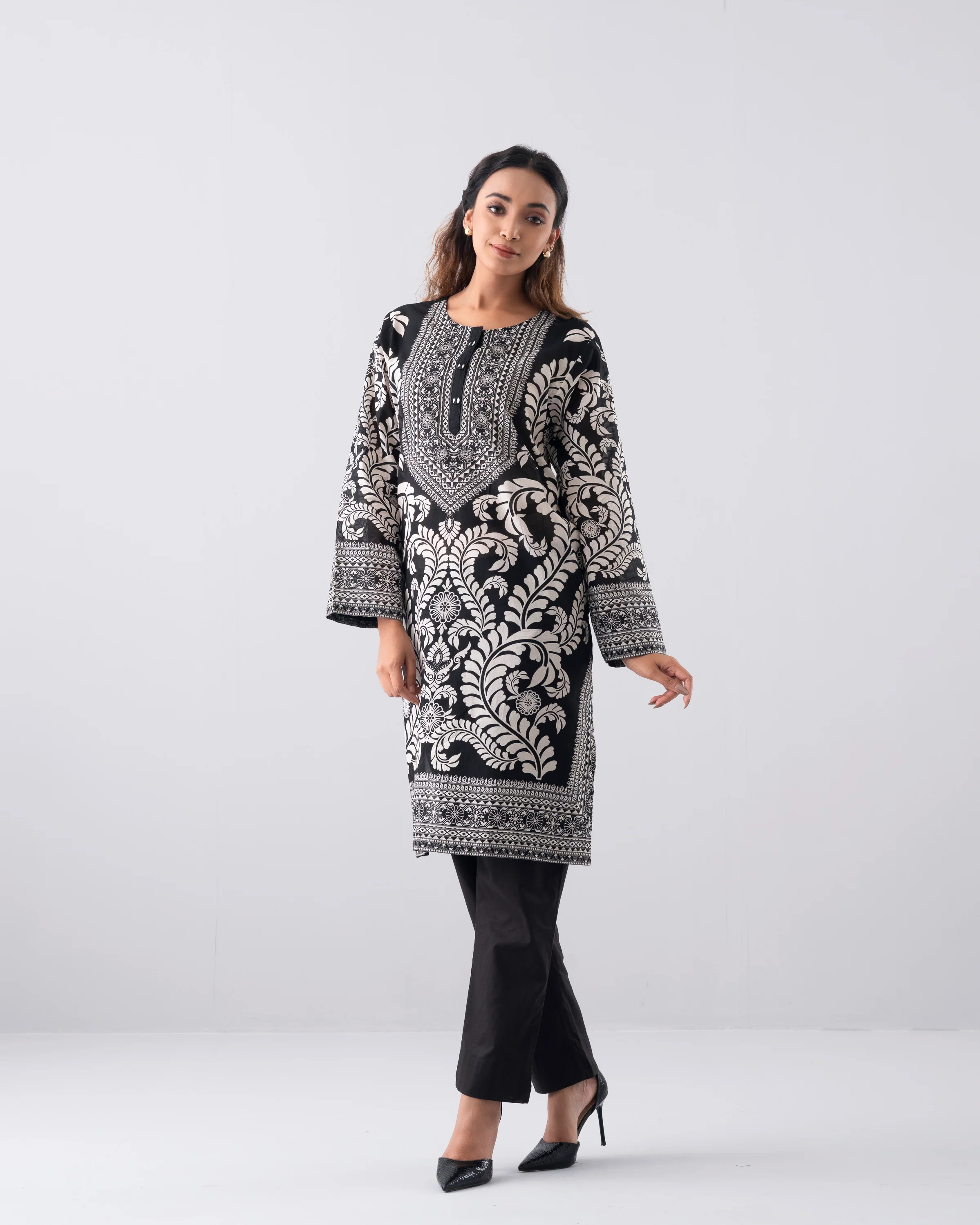 Relaxed Fit Printed One-Piece Lawn Kurta - Image 8