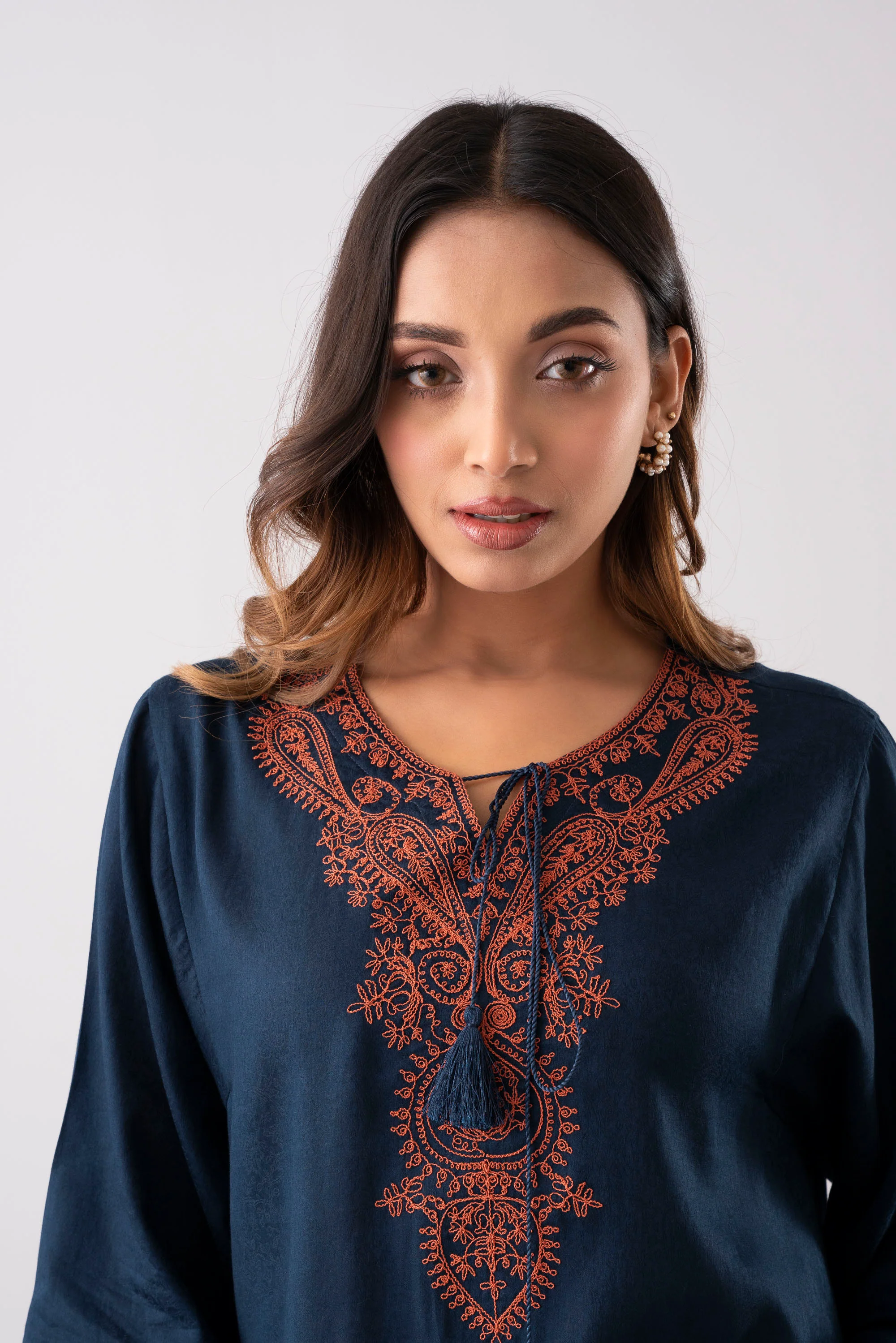 Relaxed Fit Embroidered Jacquard Cotton Lawn Kurta - Image 5