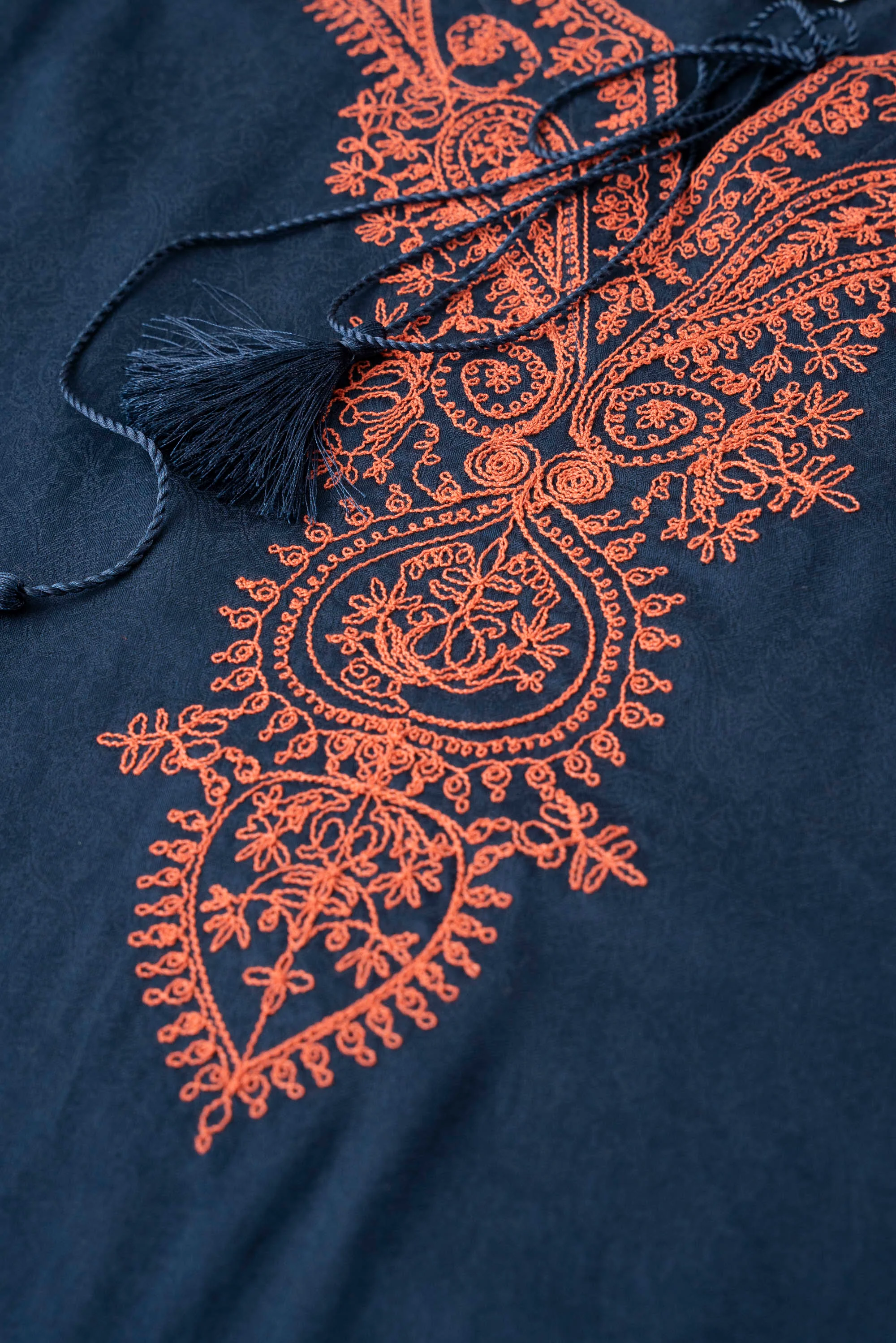Relaxed Fit Embroidered Jacquard Cotton Lawn Kurta - Image 6