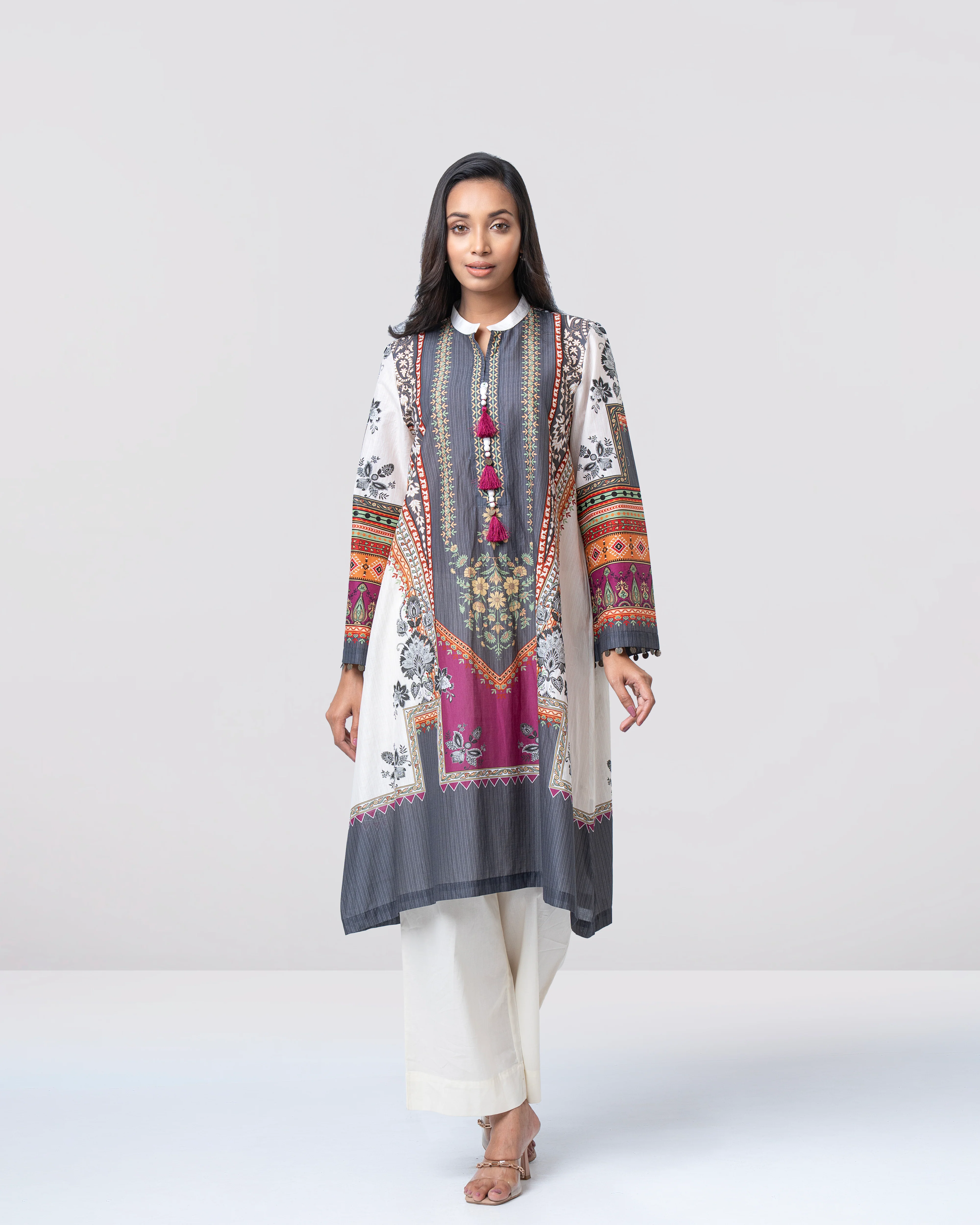 Smart Fit Printed Lawn Kurta - Image 8