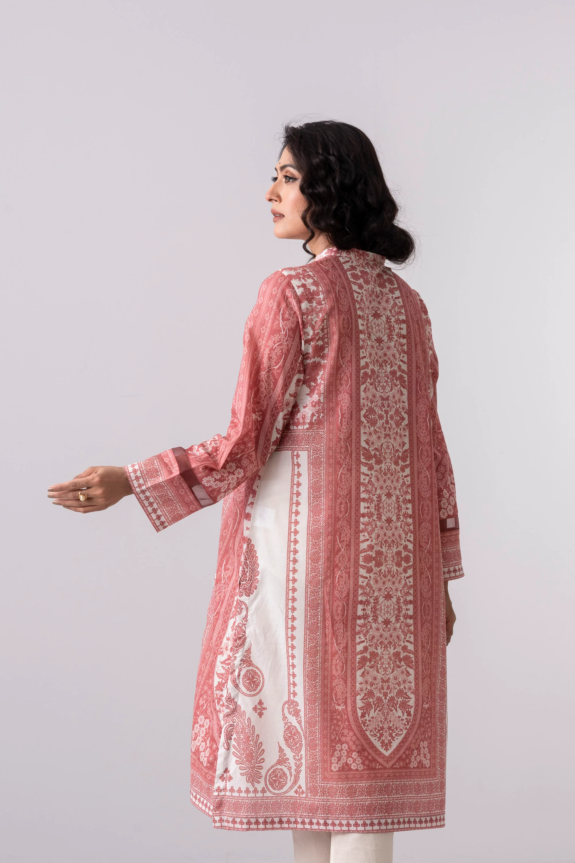 Smart Fit Embroidered Lawn Kurta - Image 10