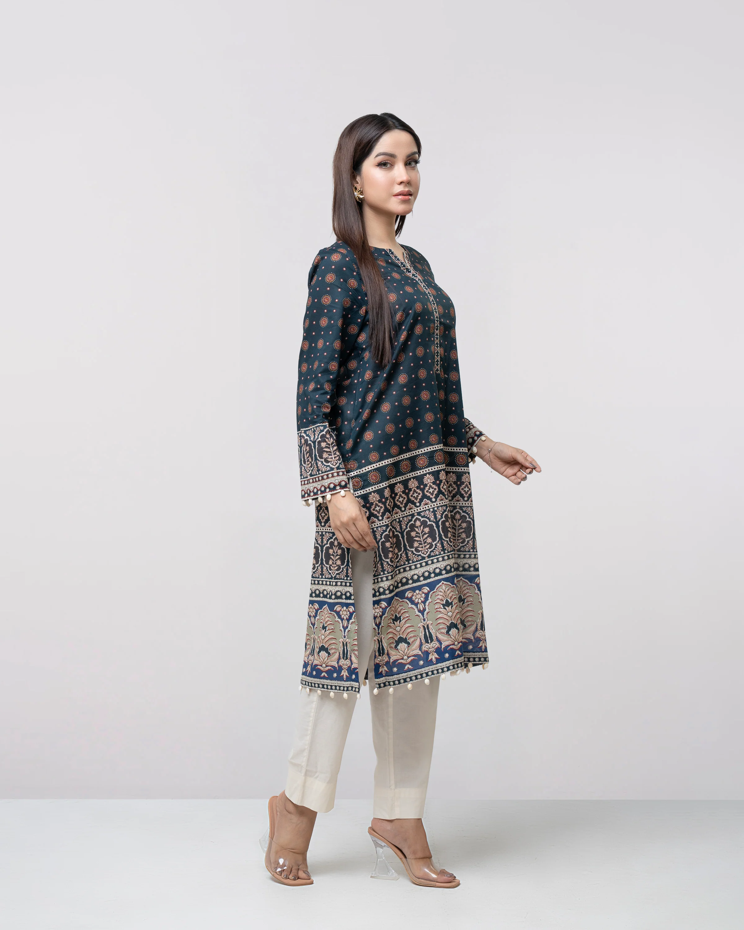 Smart Fit Printed One-Piece Lawn Kurta - Image 9
