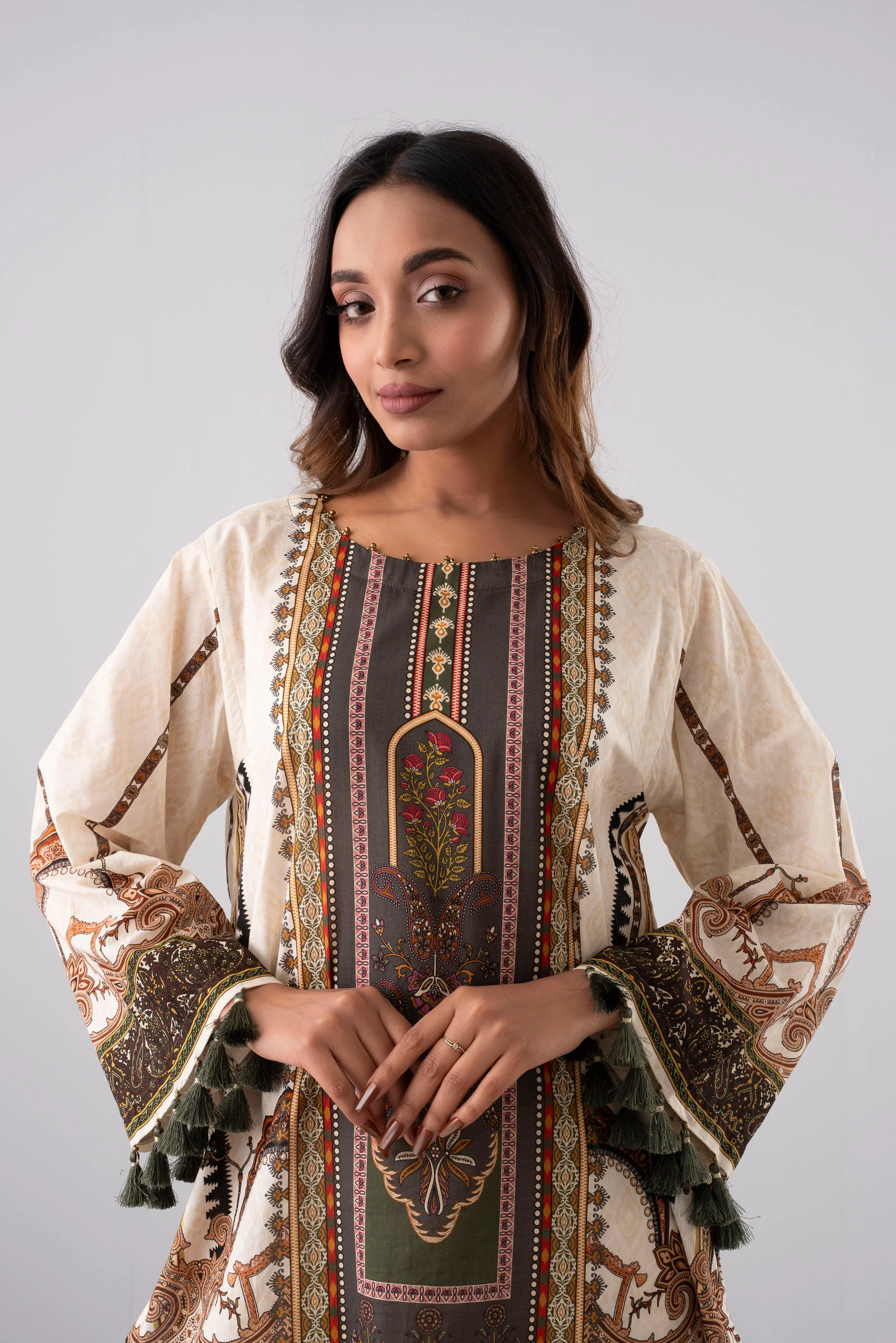 Relaxed Fit Printed Lawn Kurta - Image 11
