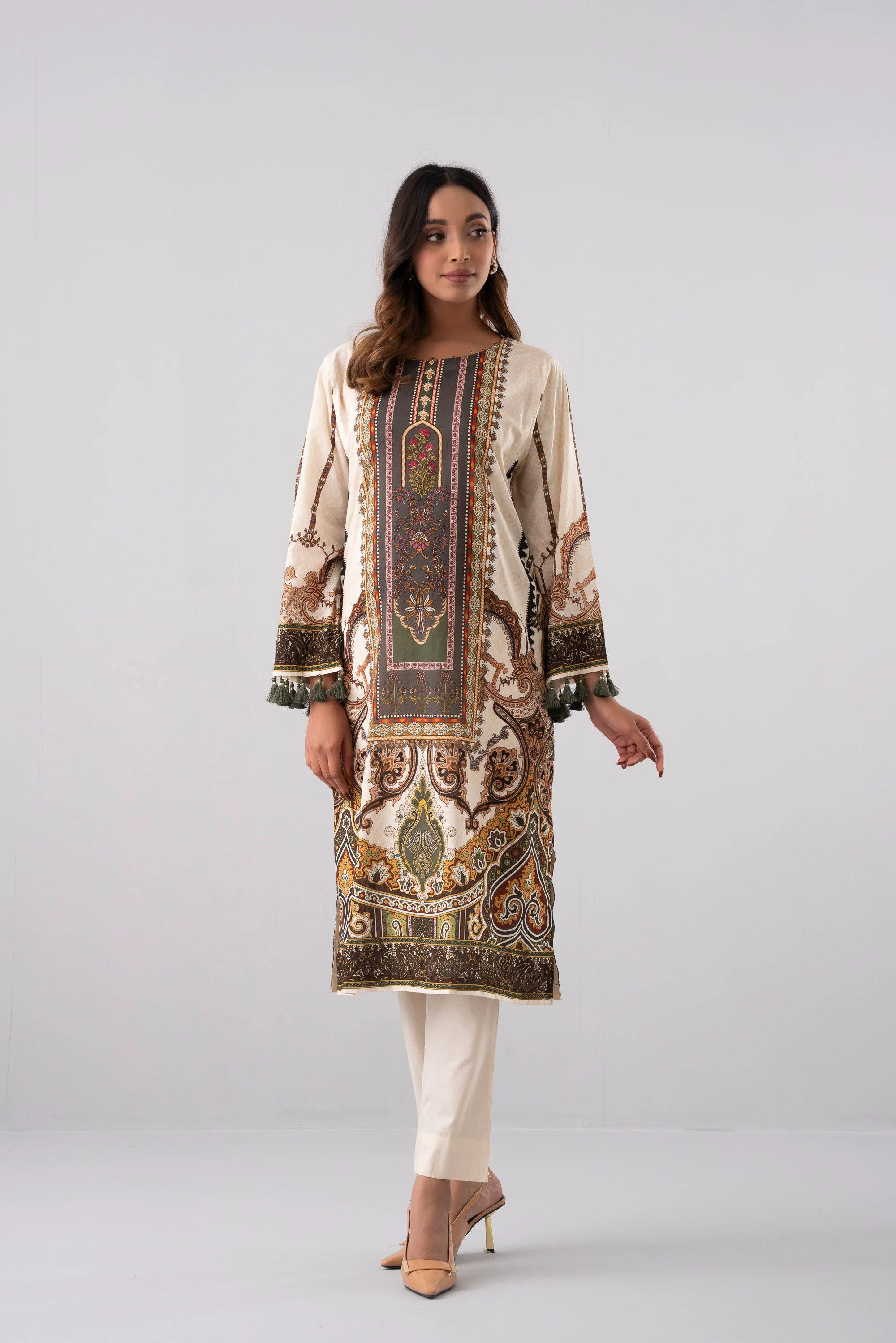 Relaxed Fit Printed Lawn Kurta - Image 7