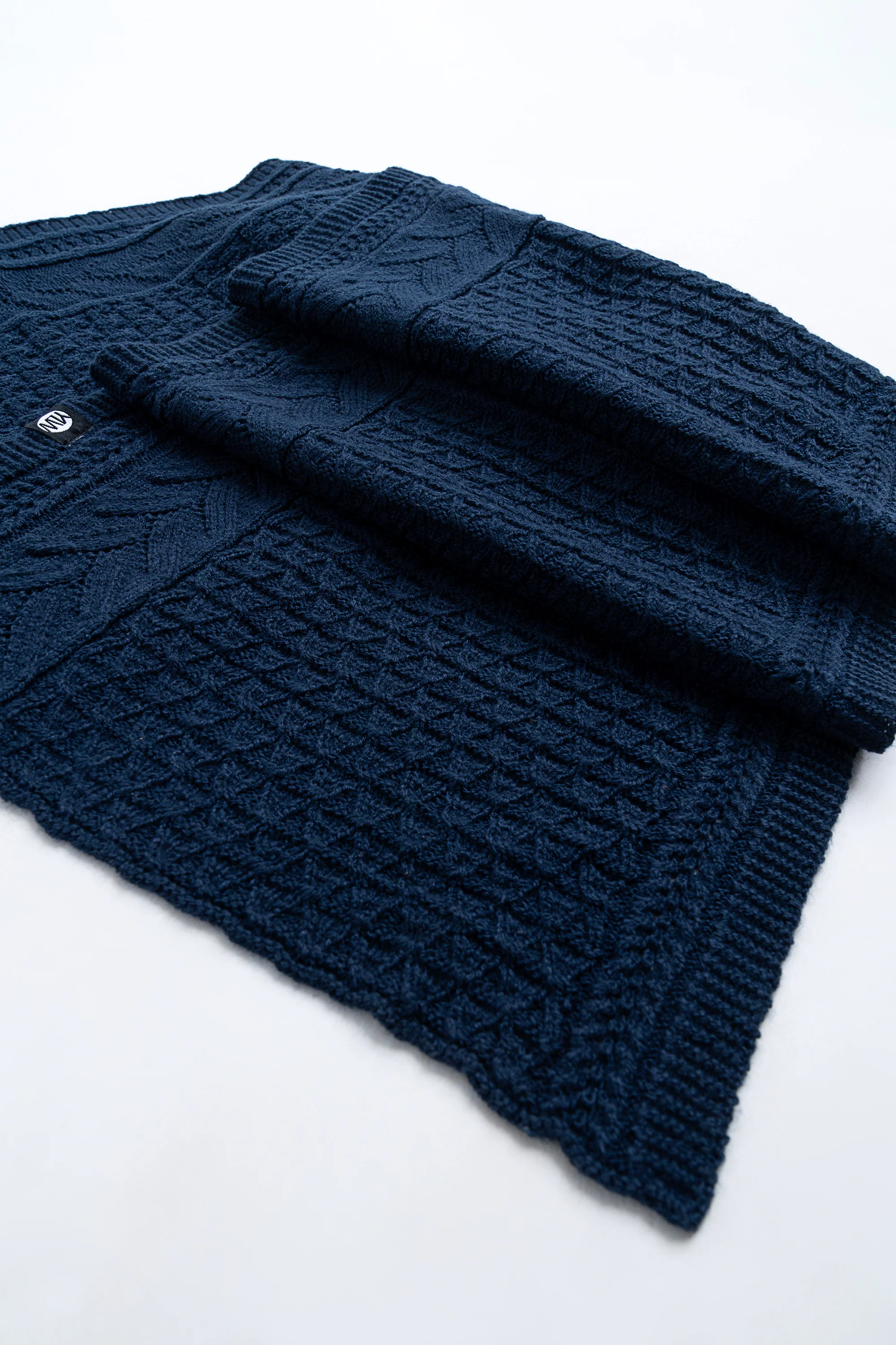 Premium Jacquard Scarf - Image 2