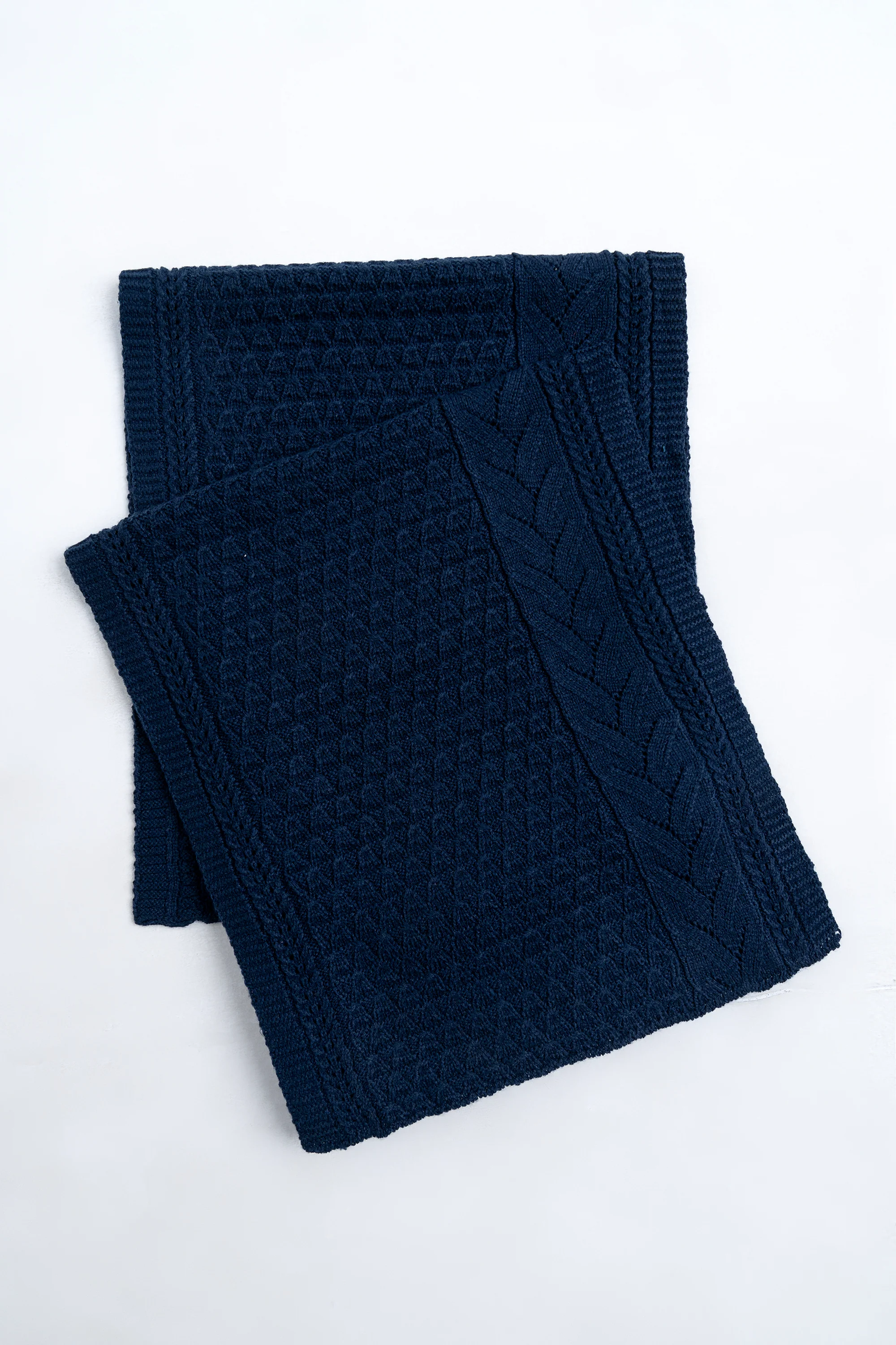Premium Jacquard Scarf - Image 4