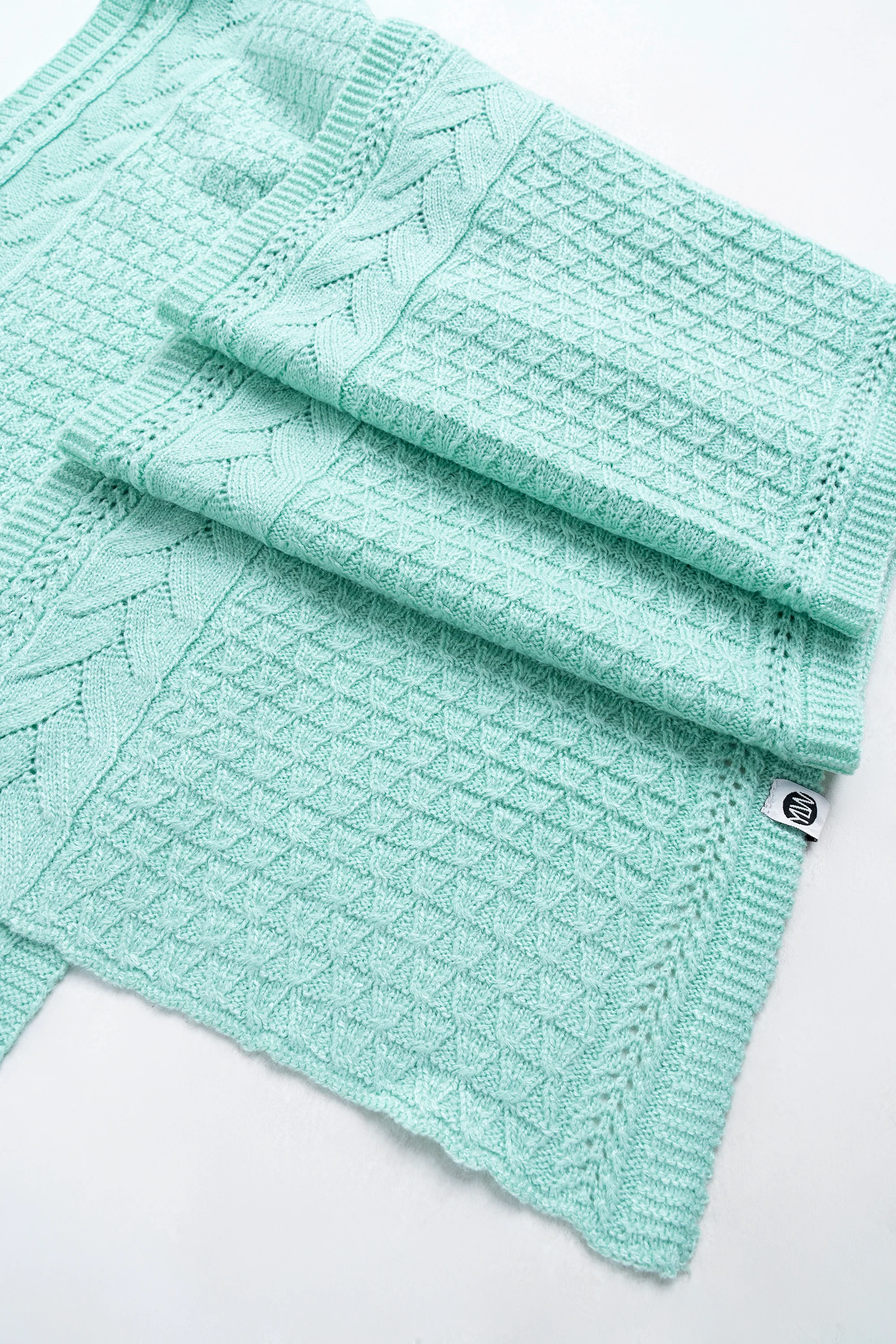 Premium Jacquard Scarf - Image 5