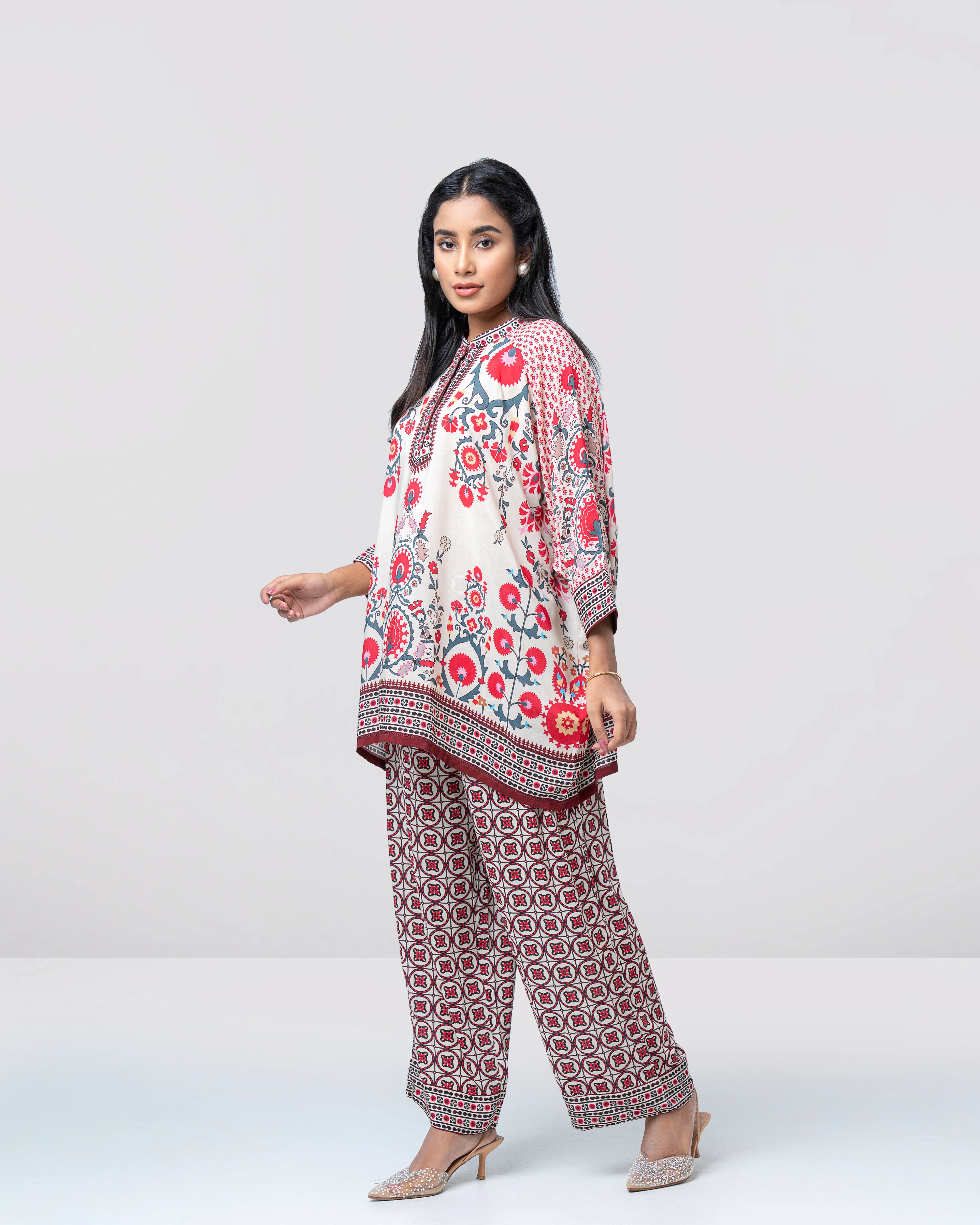 Smart Fit Two-Piece Set - Mystika - Image 4