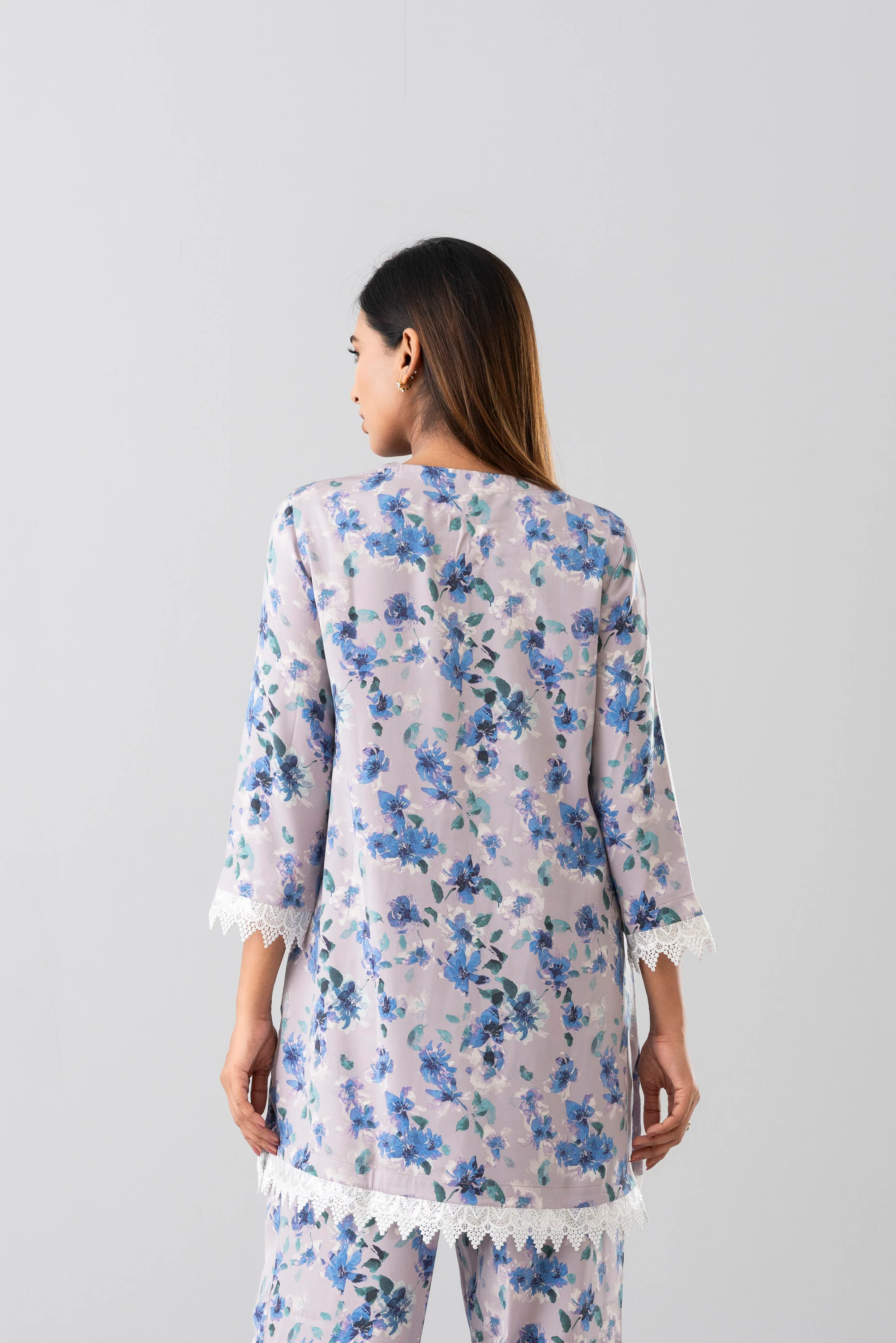 Two-Piece Floral Set - Mystika - Image 4