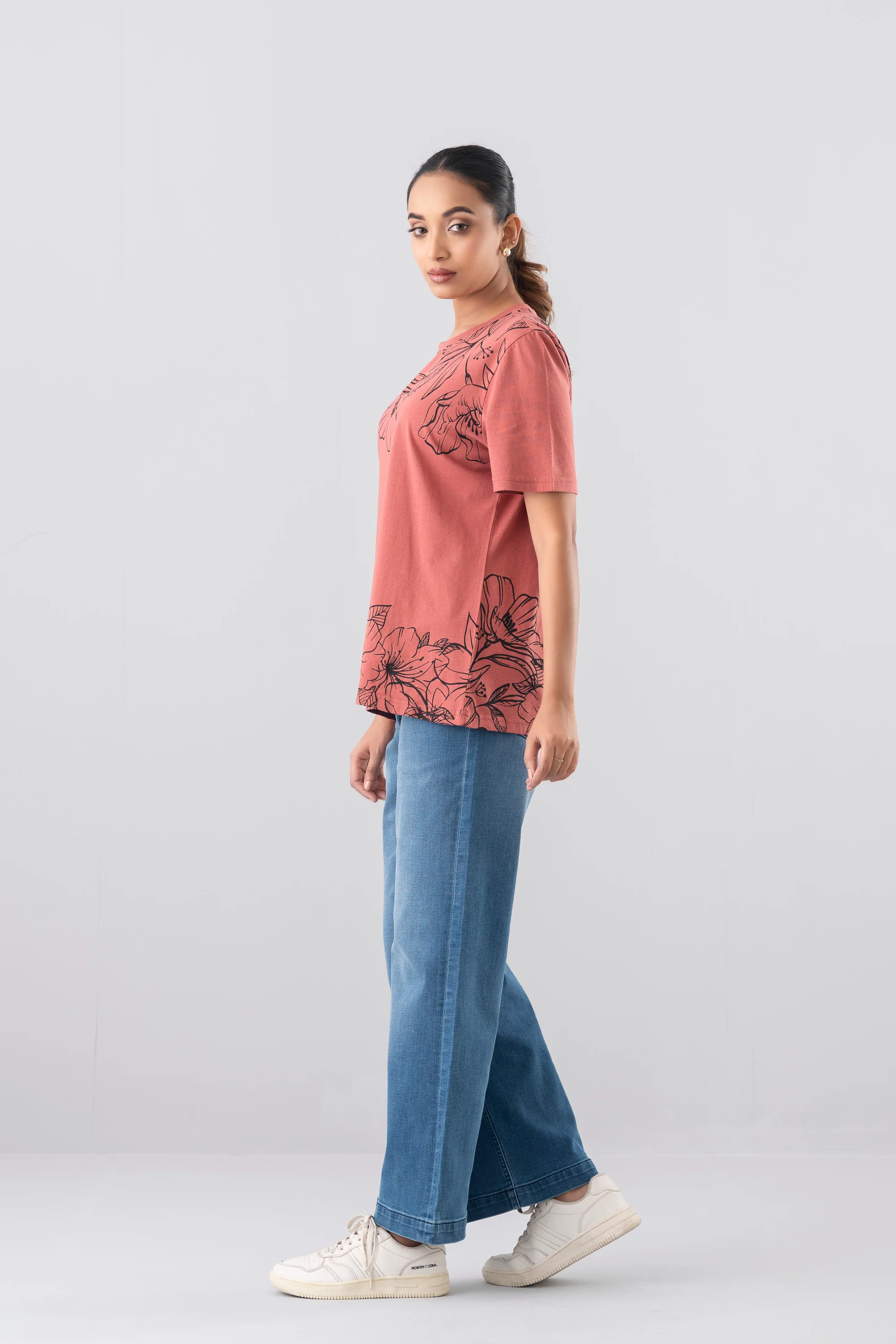 Regular Fit Floral Print T-Shirt - Image 3