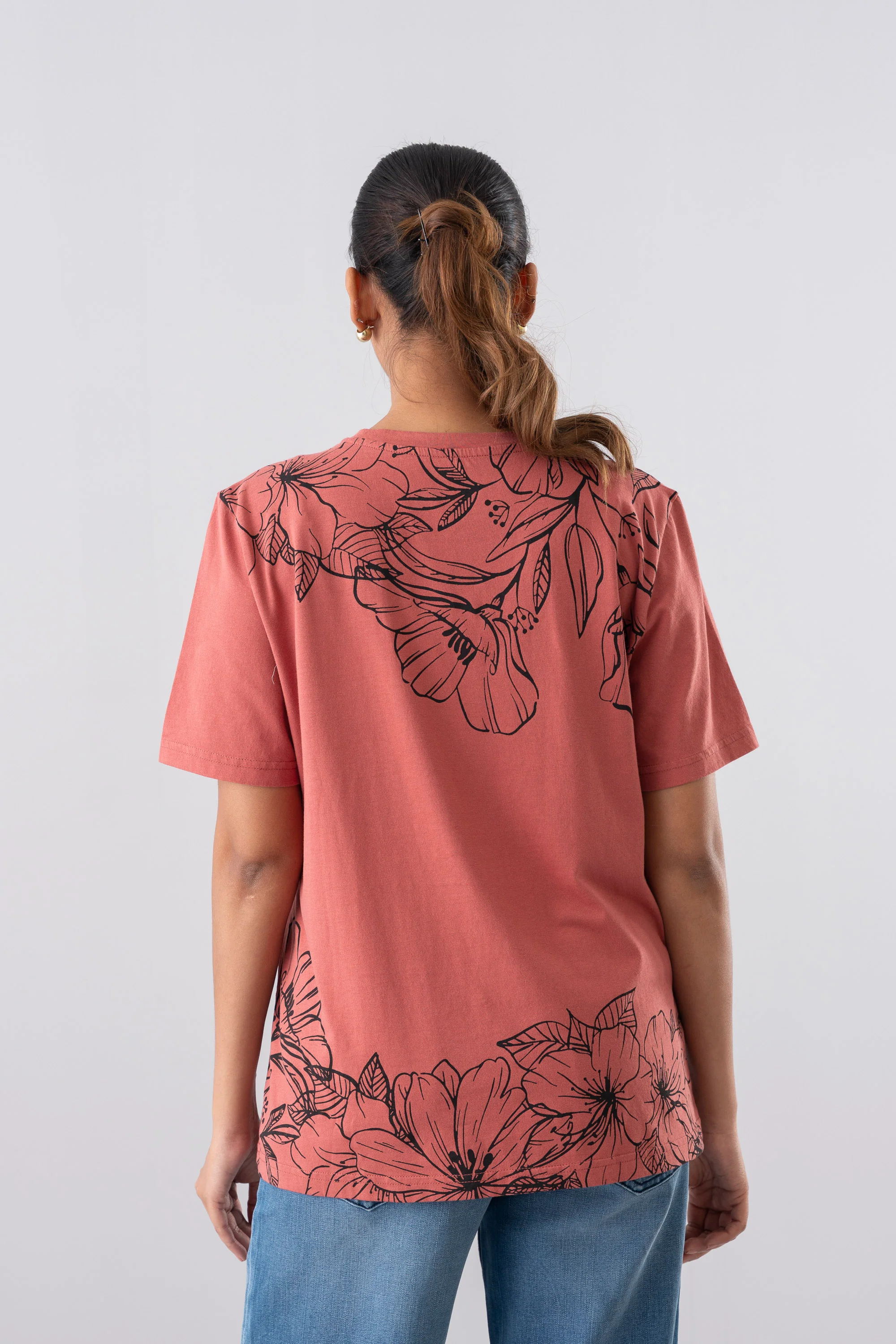 Regular Fit Floral Print T-Shirt - Image 4