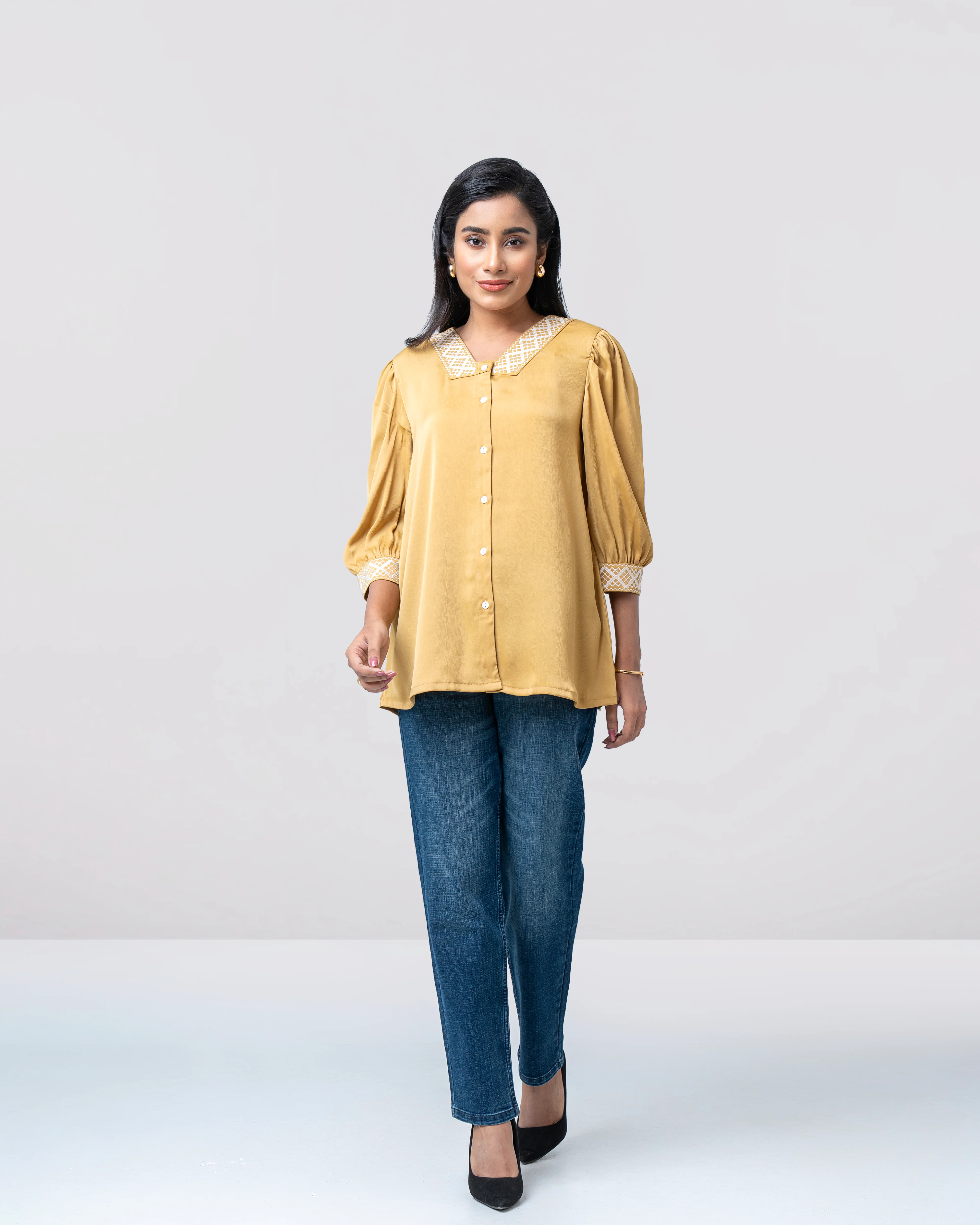 Relaxed Fit Embroidered Fashion Top - Image 3