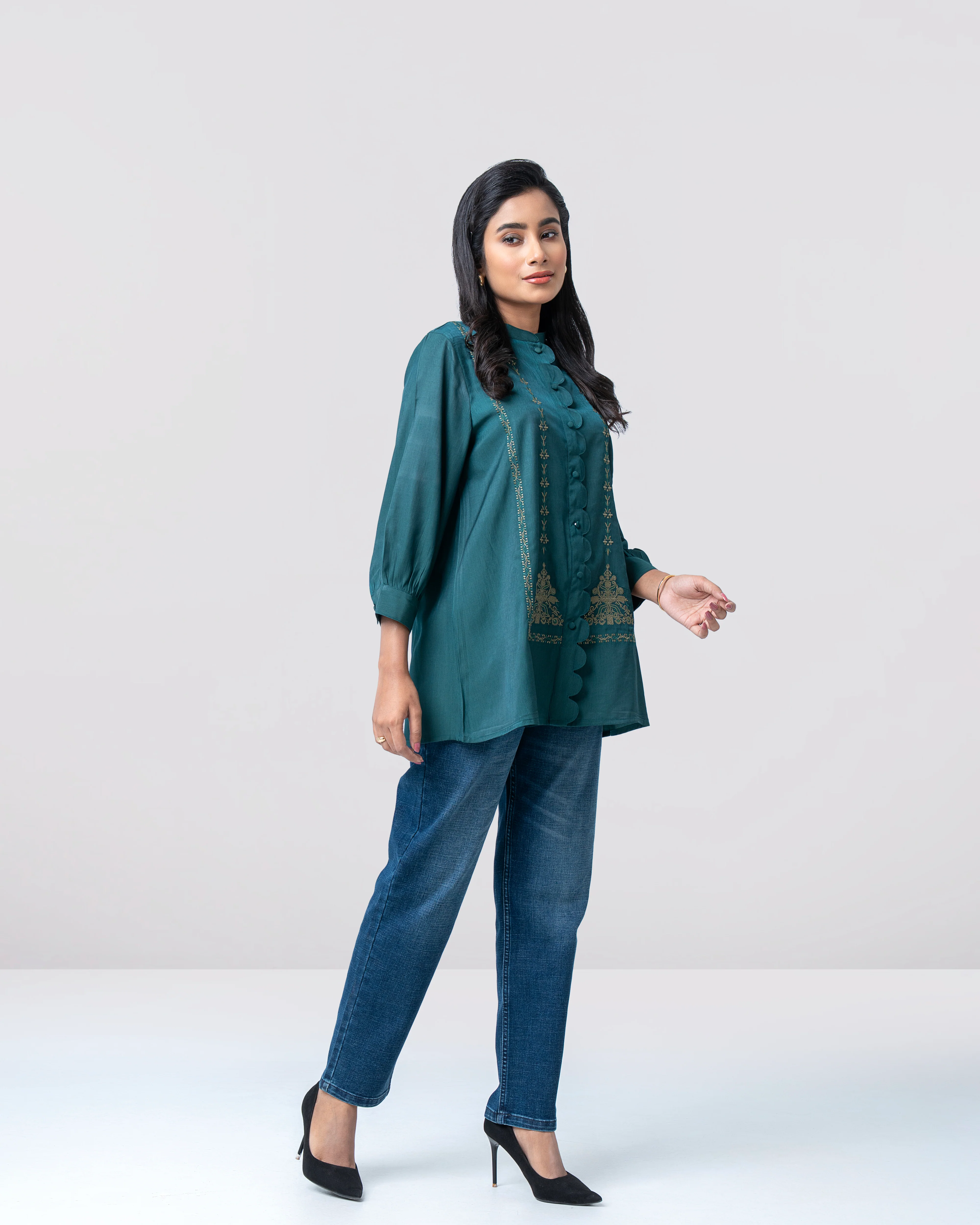 Relaxed Fit Embroidered Fashion Top - Image 5