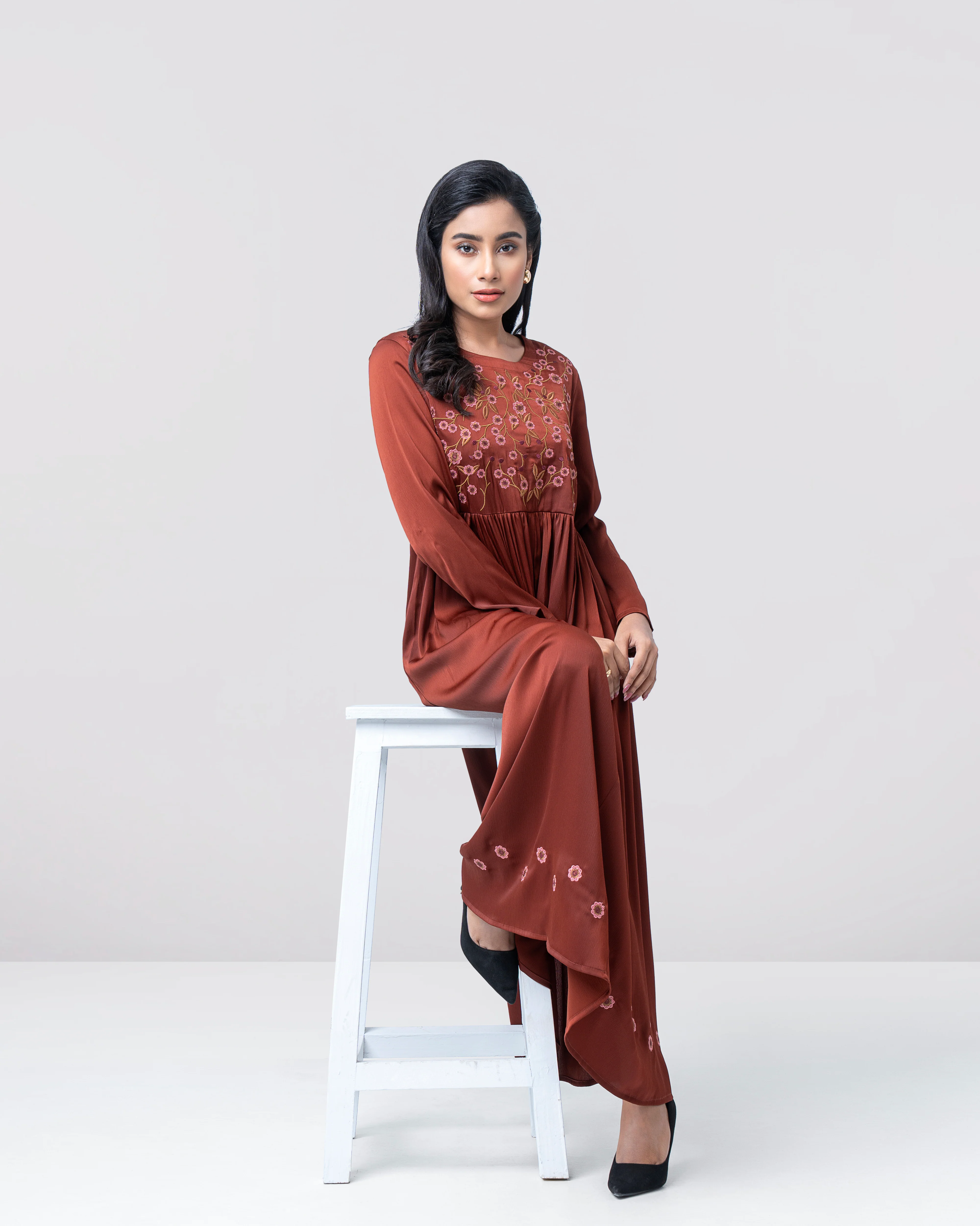 Floral-Embroidered Long Dress - Image 8